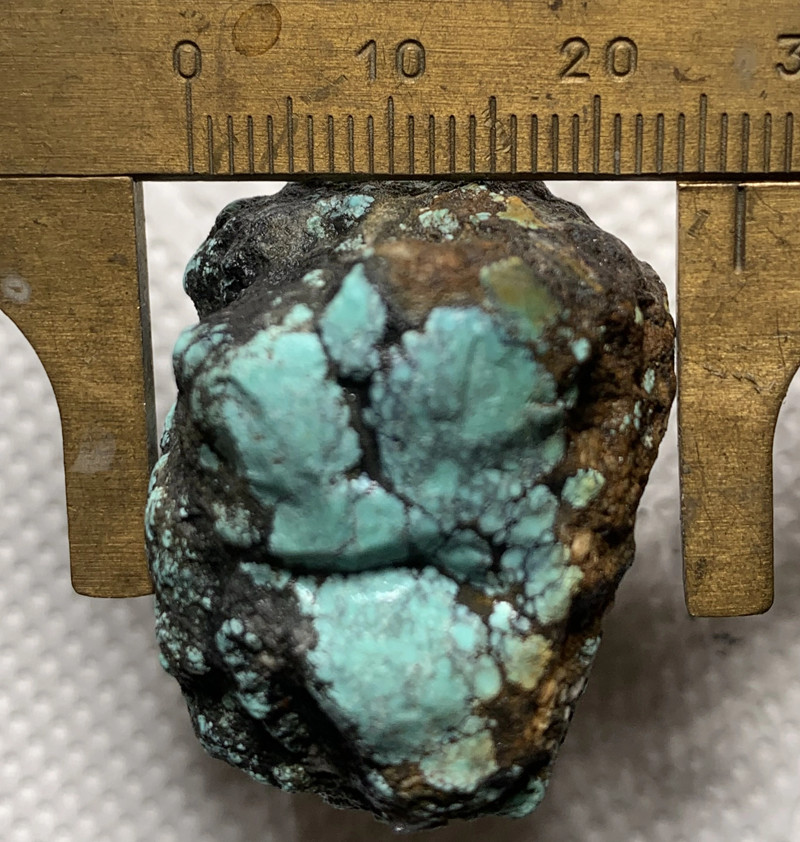 100% Natural Cloud Mountain Blue Green Turquoise Rough Specimen 35.2G