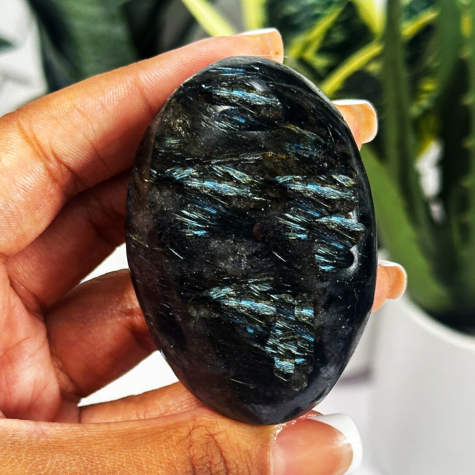 Arfvedsonite Electric Flash Firework Protective Healing Tumbled Palm Stone 2″-3″