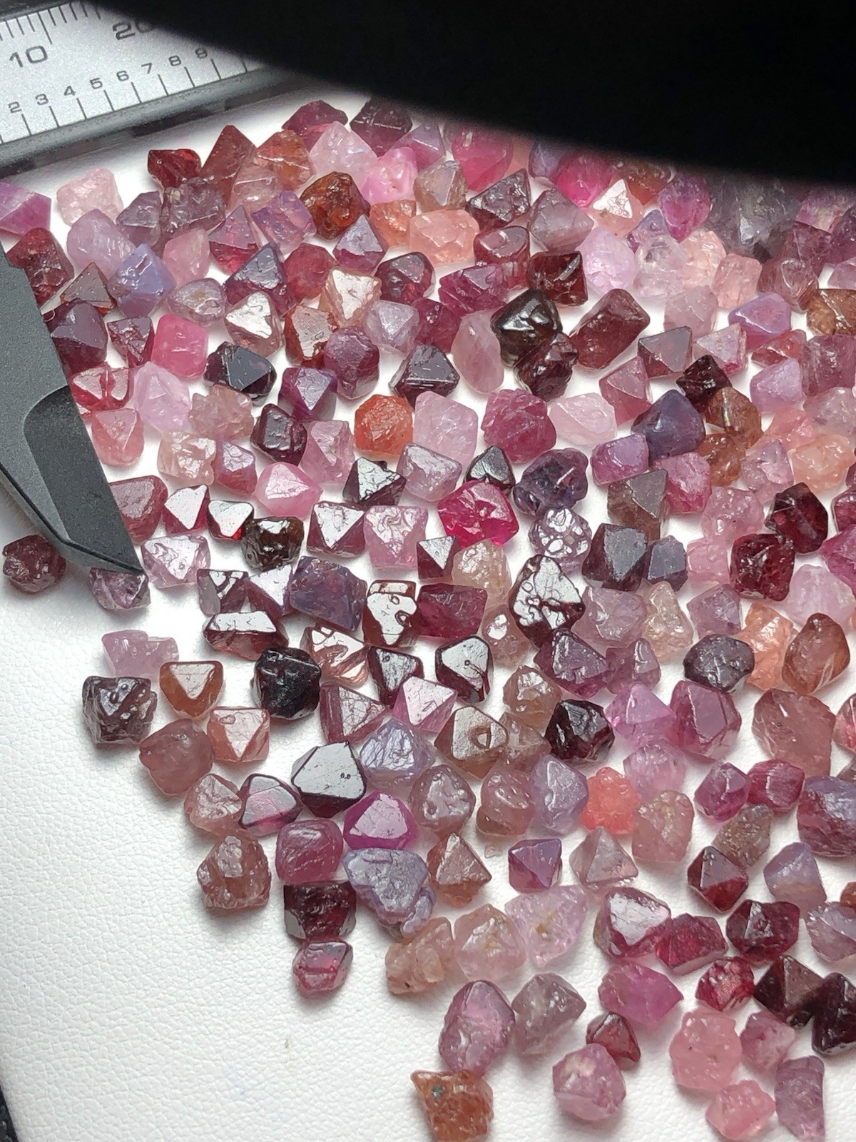 120 Grams / Natural Terminated Spinel Crystals From Burma, Multi Colors Deals