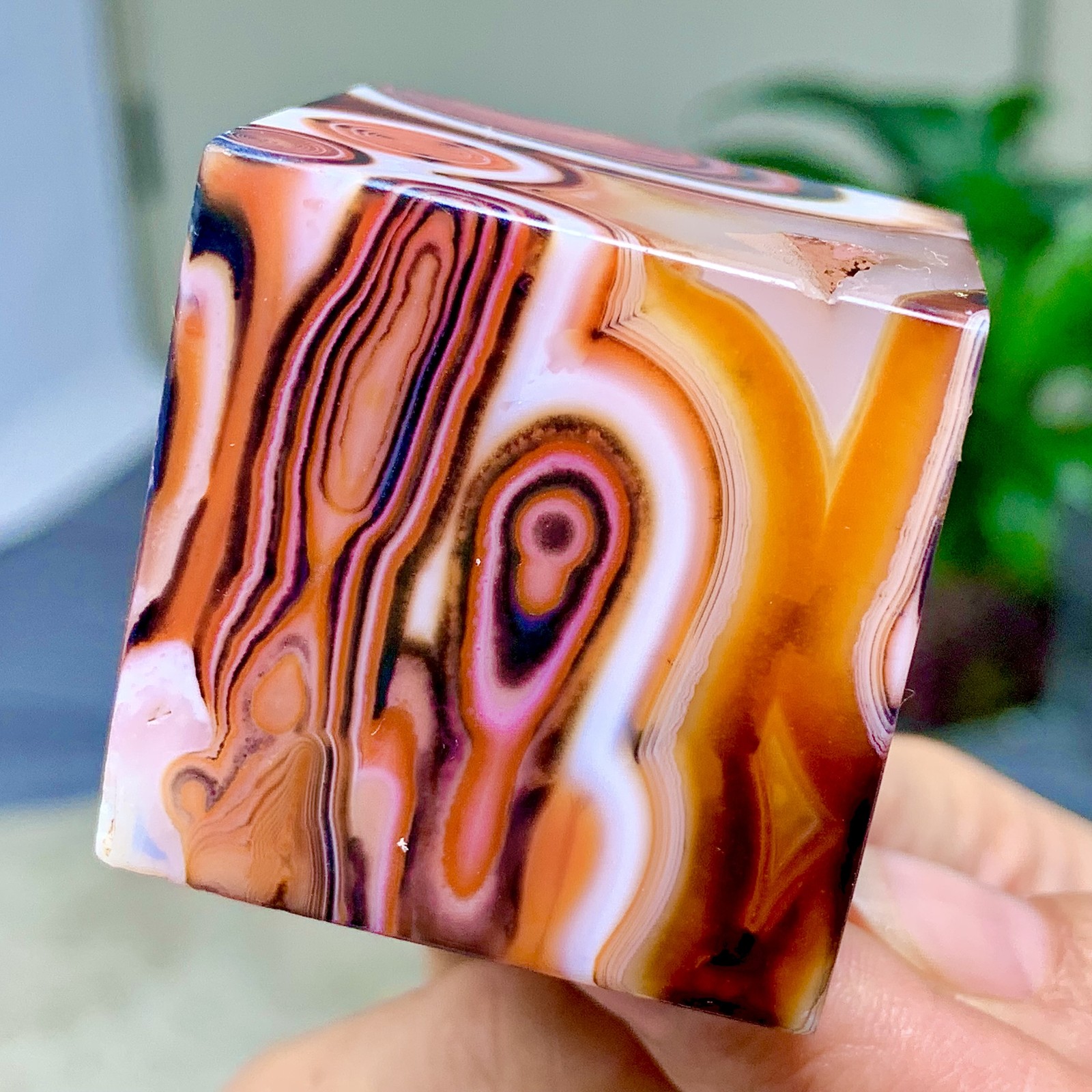 178G Natural black-red stripe agate Crystal Square Madagascar mineral