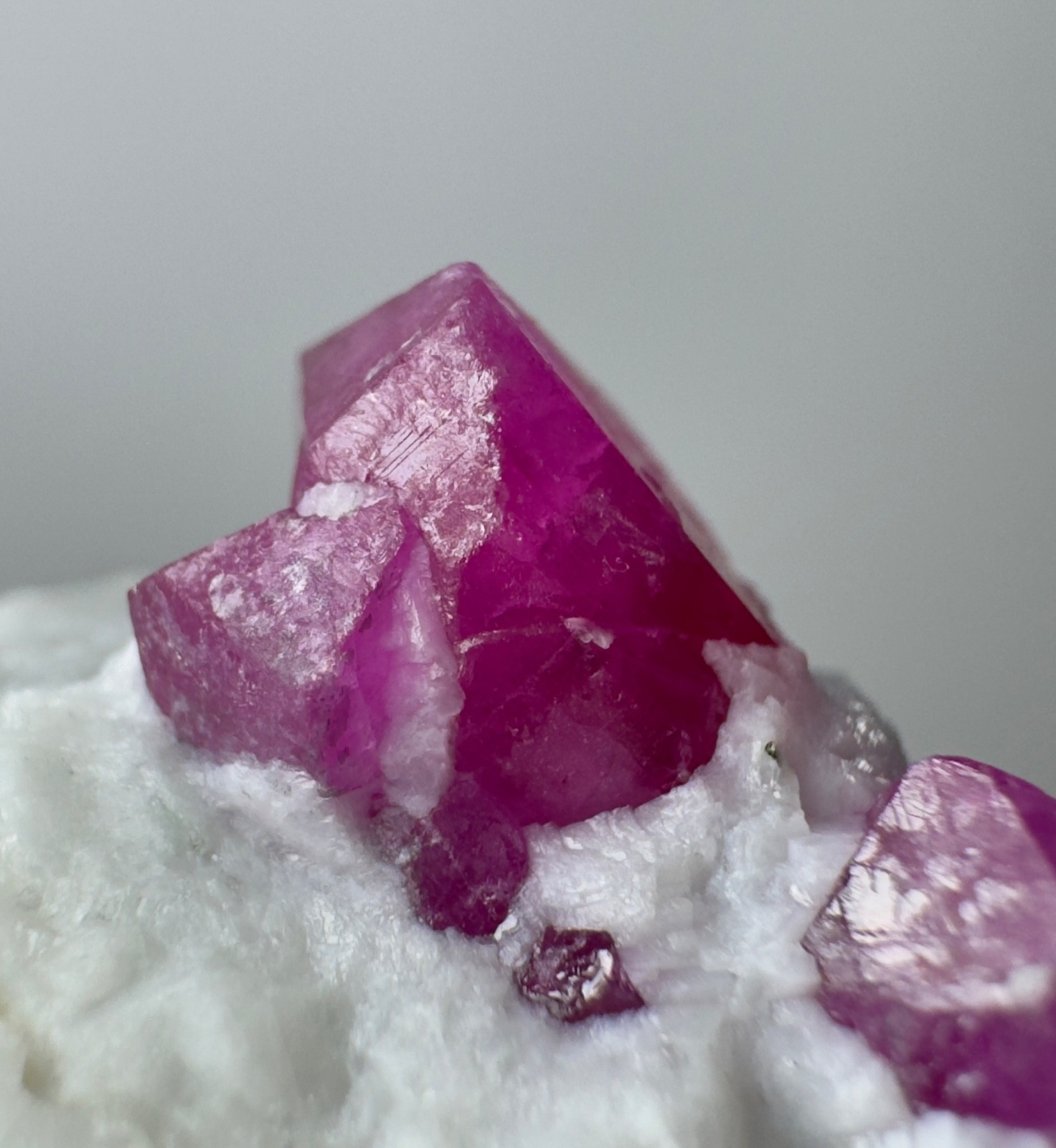 147 Ct Natural Ruby Crystal On Matrix From Jegdalak Afghanistan