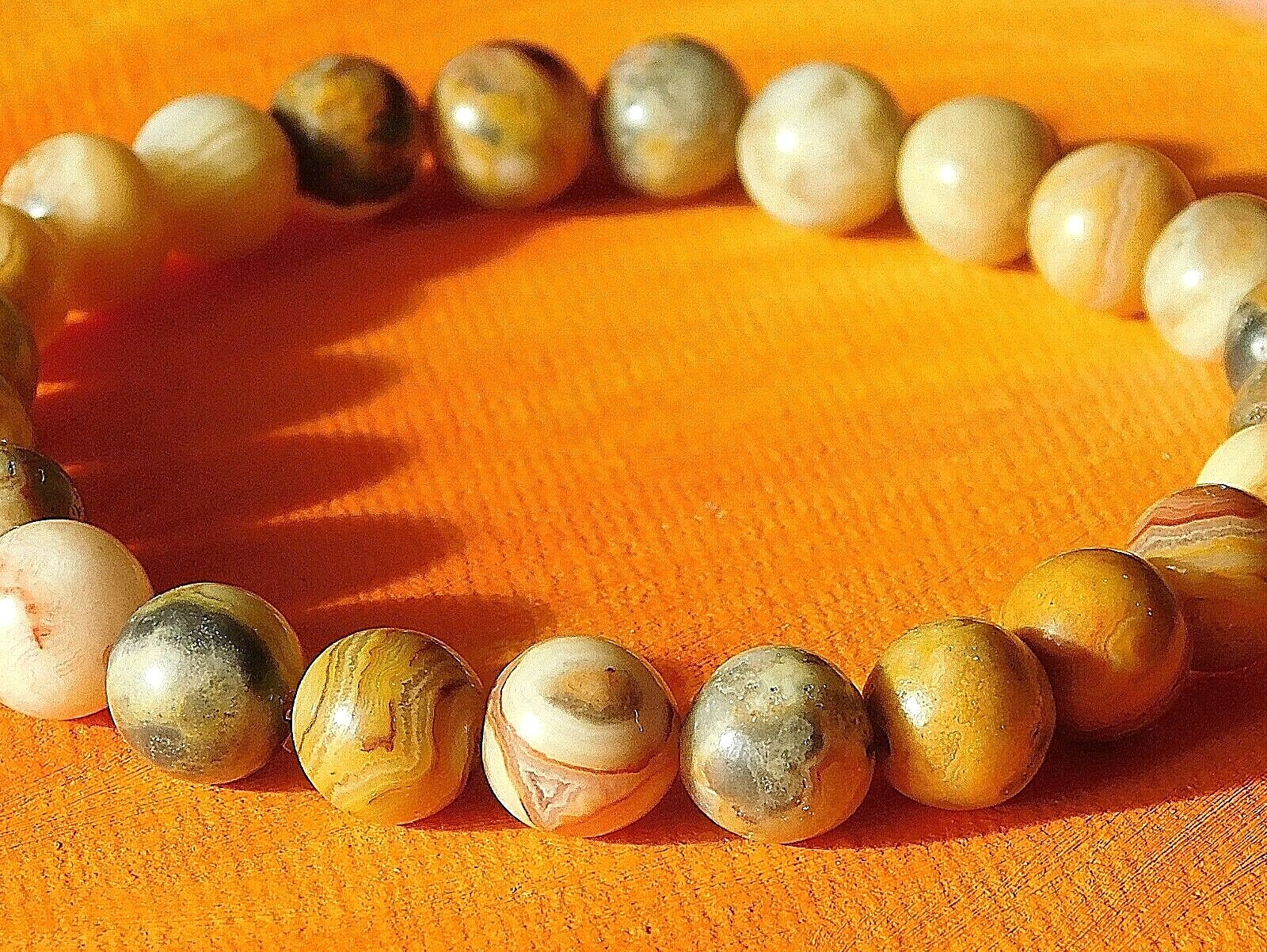 Mens / Ladies Handmade 8mm Gemstone Beaded Bracelet – Natural Crazy Agate.