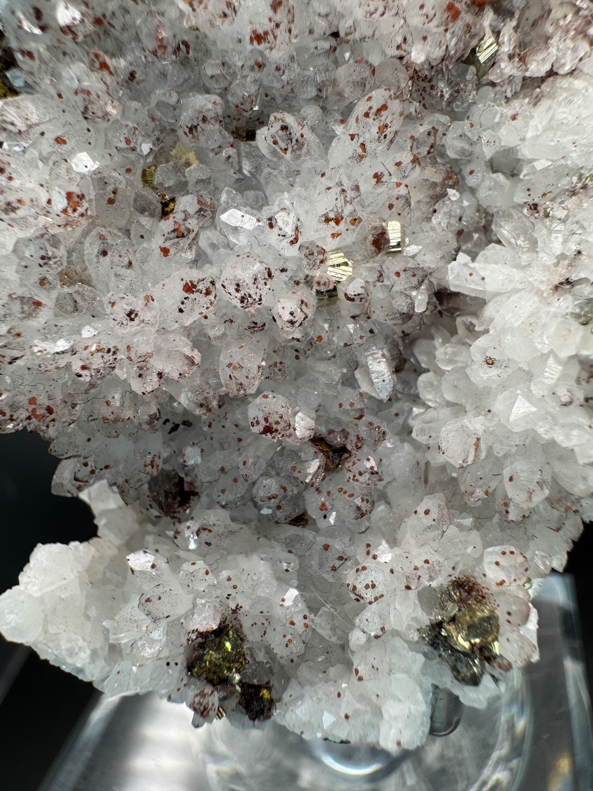 6277 Strawberry Quartz with Golden and Rainbow Pyrite 106g Hun Nan