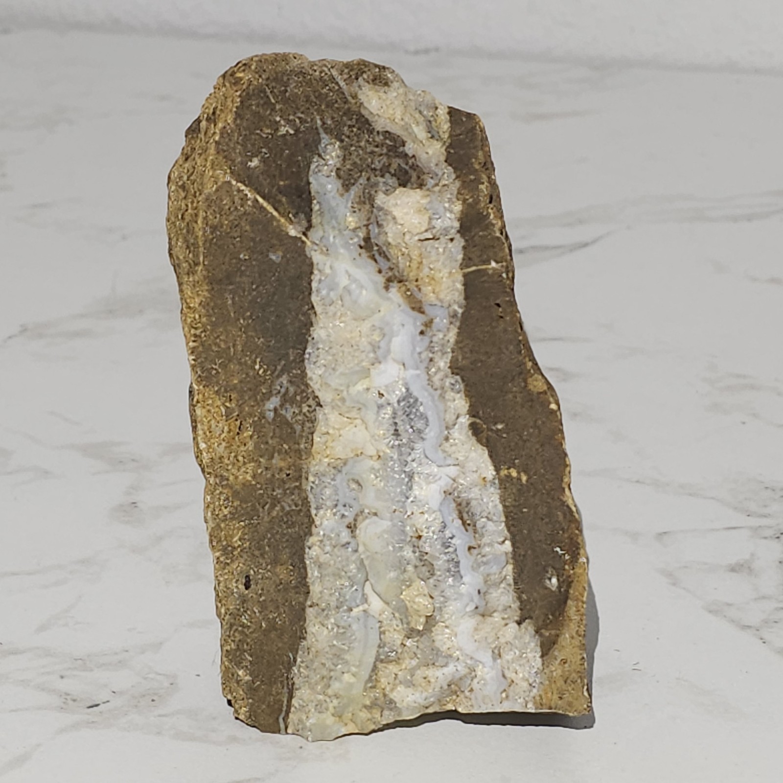 Michigan Geode Crystal Quartz Druzy Geode Natural Crystal Filled Rock Collector