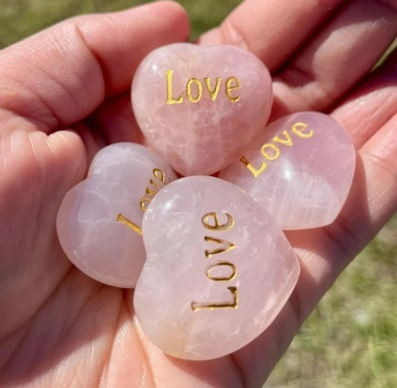 5Pcs Rose Quartz Heart Pocket Stones Engraved Love Crystal Healing Gift Set