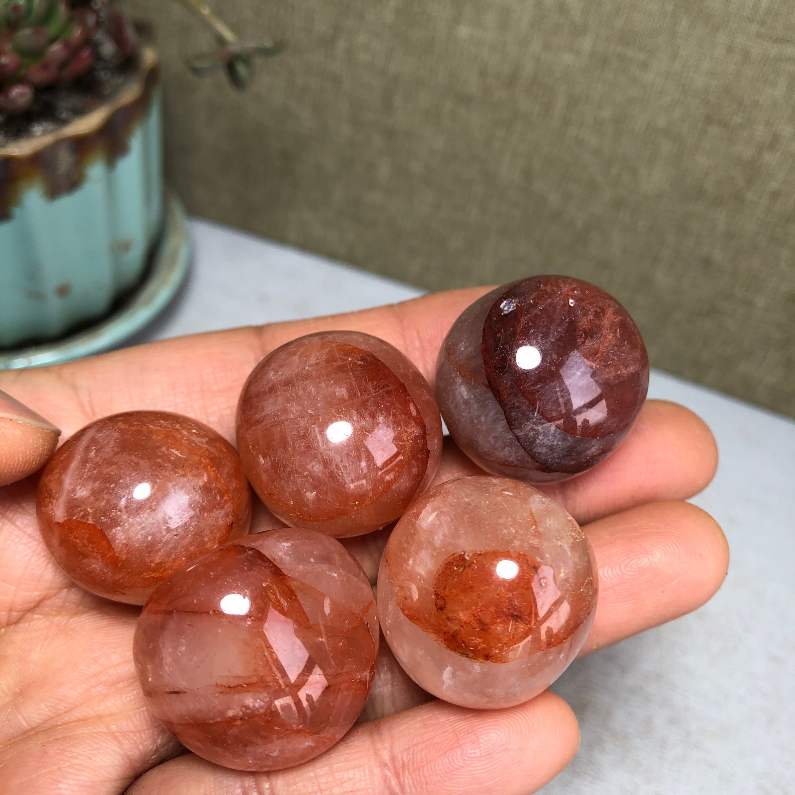 5pcs Natural Red gum flower semi-precious Crystal specimens 105g A3578