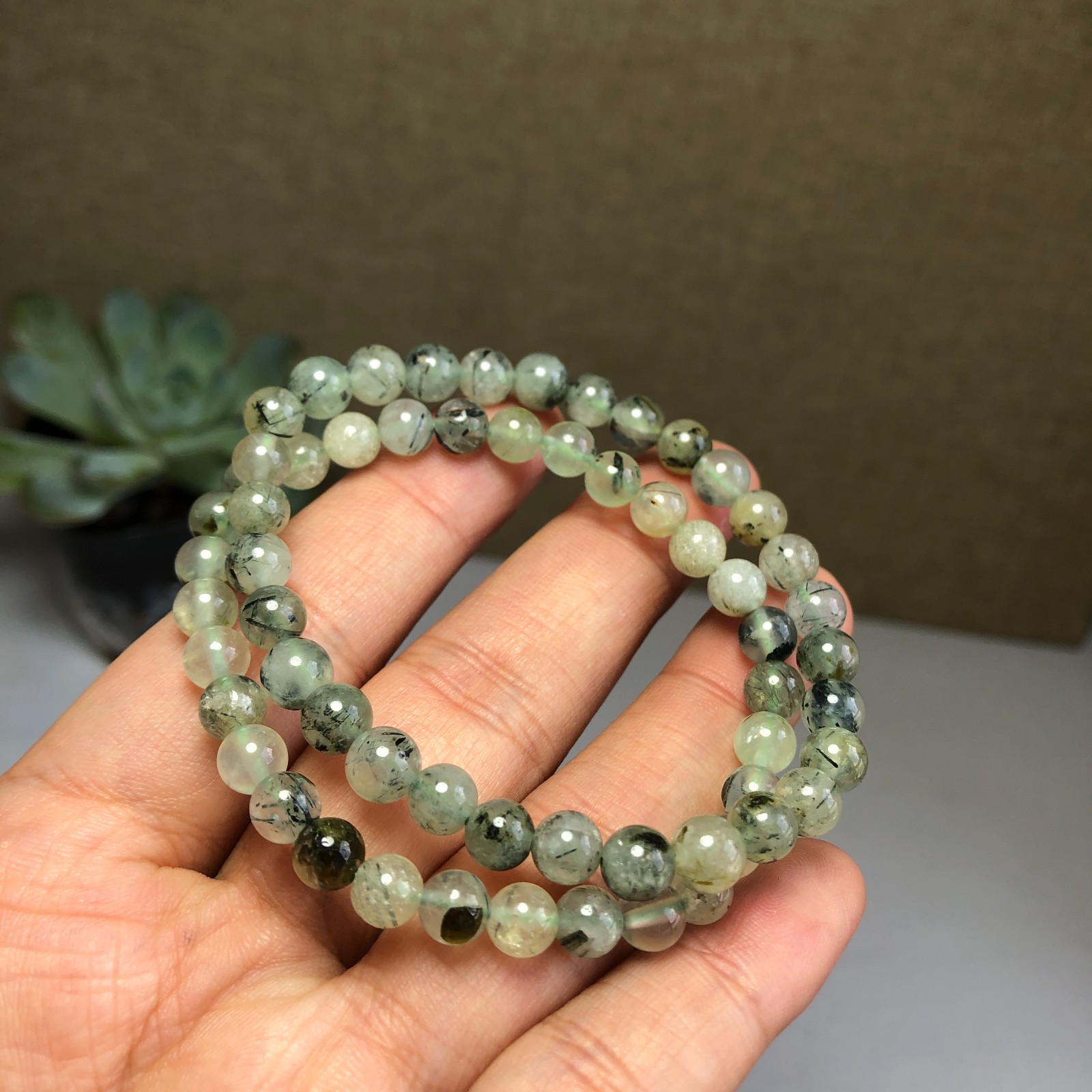 2Pcs Wholesal Prehnite bracelets Crystal ball sphere facet 6mm