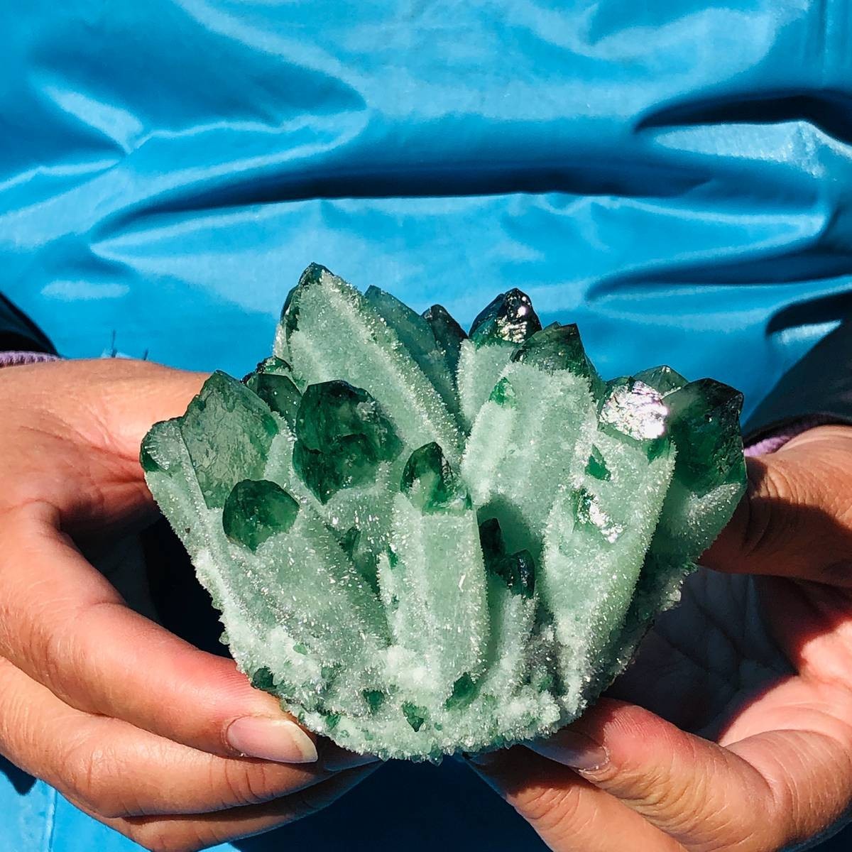 4 piece Lab-Grown Green Crystal Clusters Healing Energy Home Decor 4LB