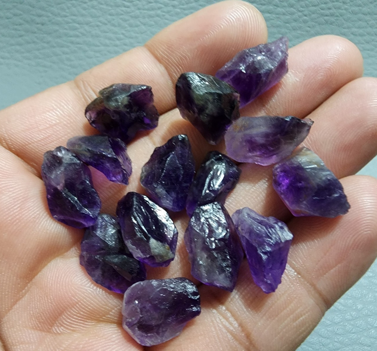Beautiful 15 Pcs Purple Amethyst Rough Gemstone Crystal Rough Raw Size 11-17 MM