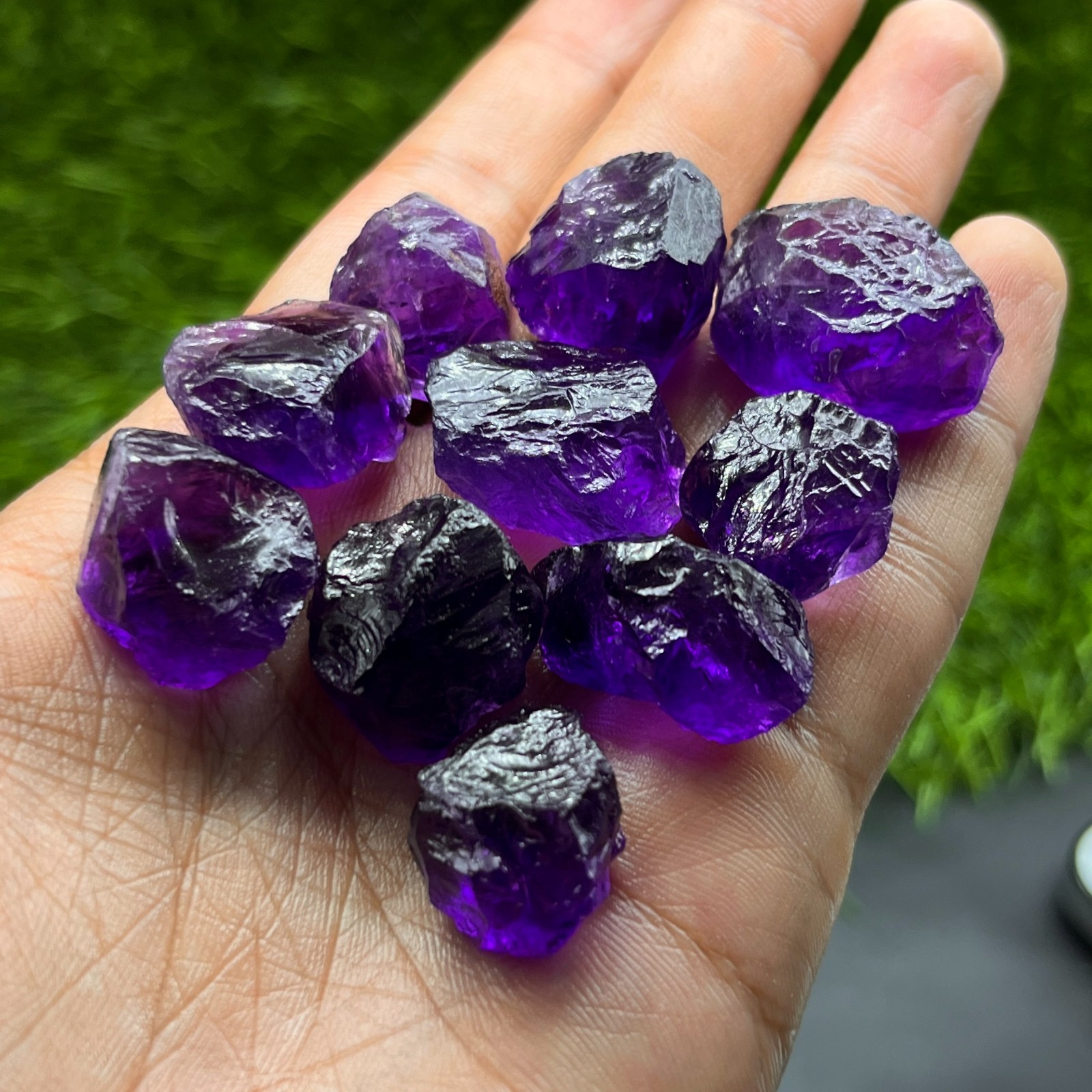 303 Ct Natural Amethyst Rough Lot – 10 Pieces Deep Purple Raw Quartz Crystals