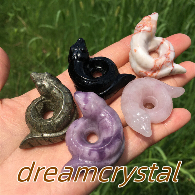 10pcs Natural Mix Quartz Crystal Snake Skull Hand Carved Skull Reiki Random Gift