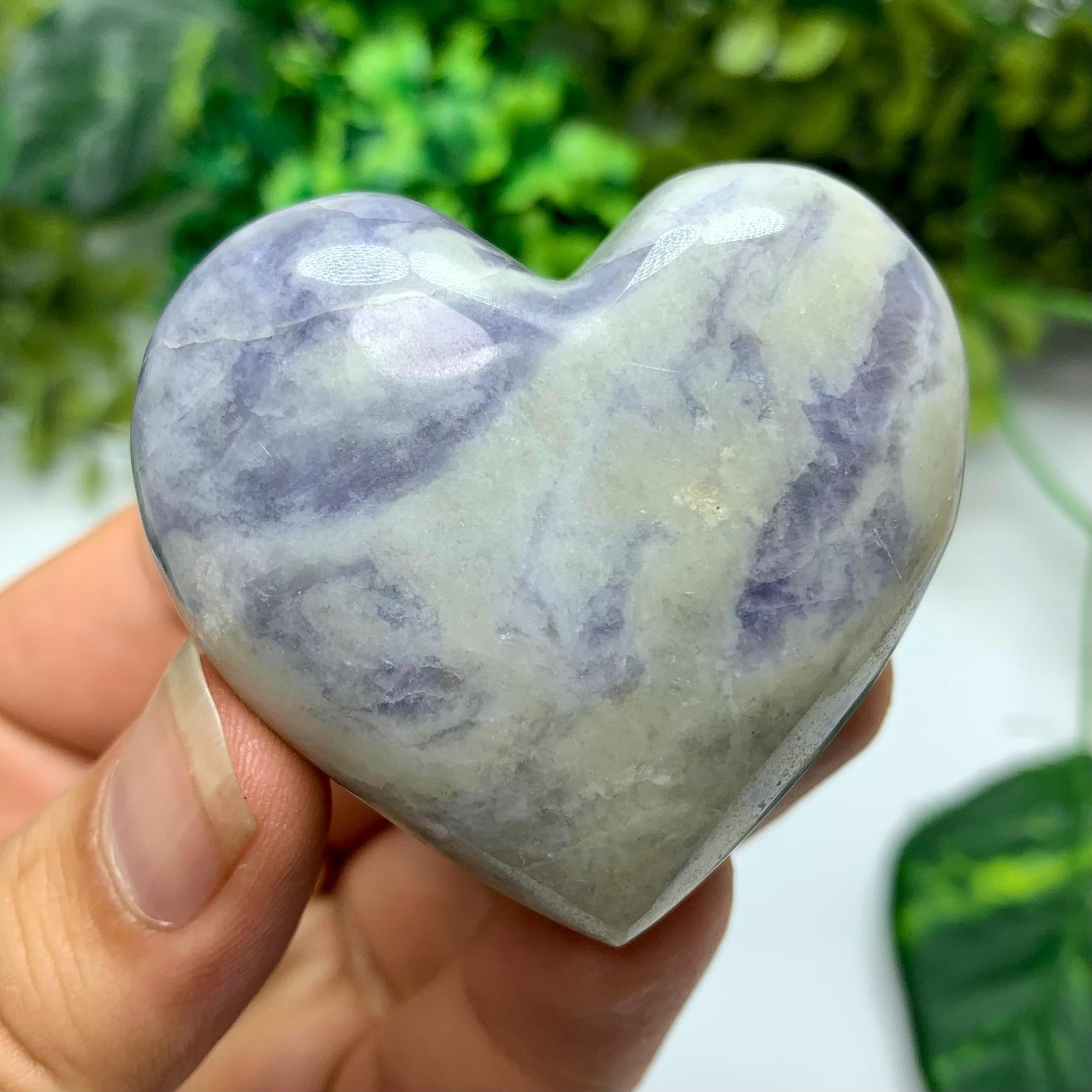 100g Beautiful UV Reactive Hackmanite Heart Stone, Hackmanite Heartstone, Purple
