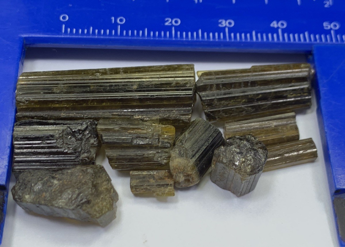 102 Carat Natural Epidote Rough Crystal From Kpk, Pakistan