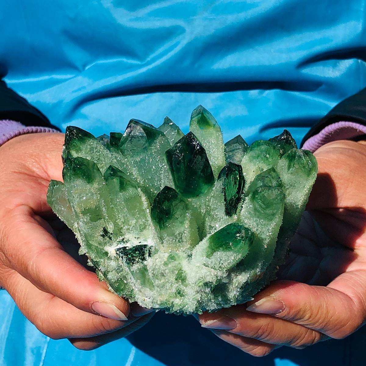 4 piece Lab-Grown Green Crystal Clusters Healing Energy Home Decor 4LB