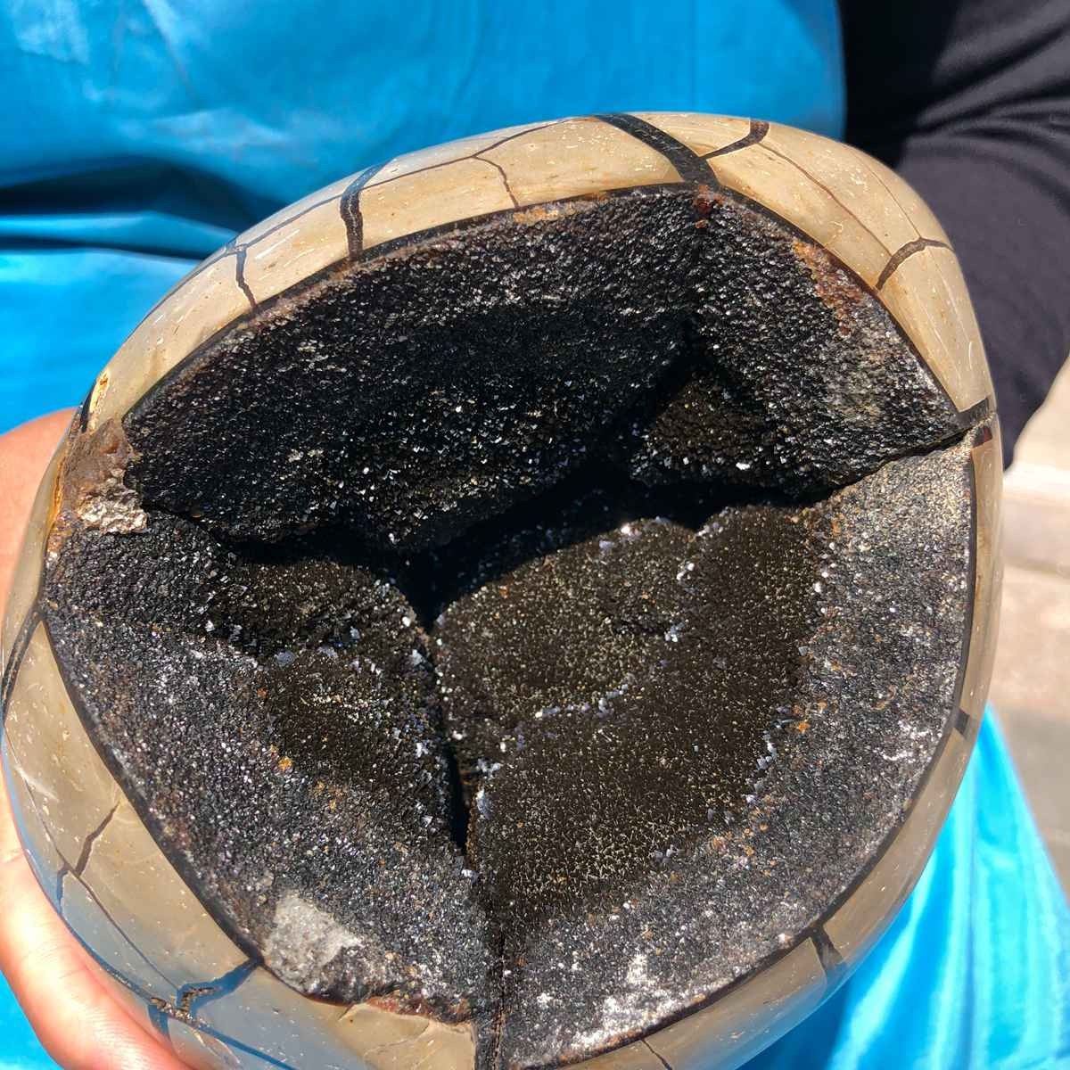 3410G Natural Turtle Back Stone Dragon Crystal Cave Crack Gem Healing 4338