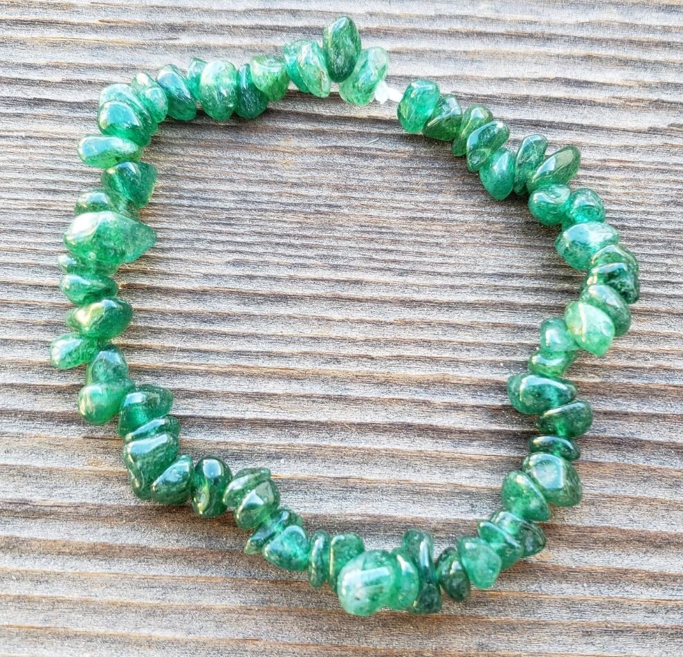 PROSPERITY STONE GEMSTONE STRETCHY CHIP BRACELET SET