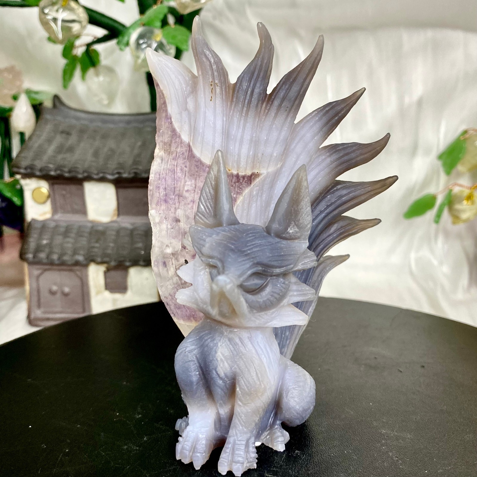 335G Natural Agate Geode Hand Carved Nine-tailed Fox Quartz Crystal Decor