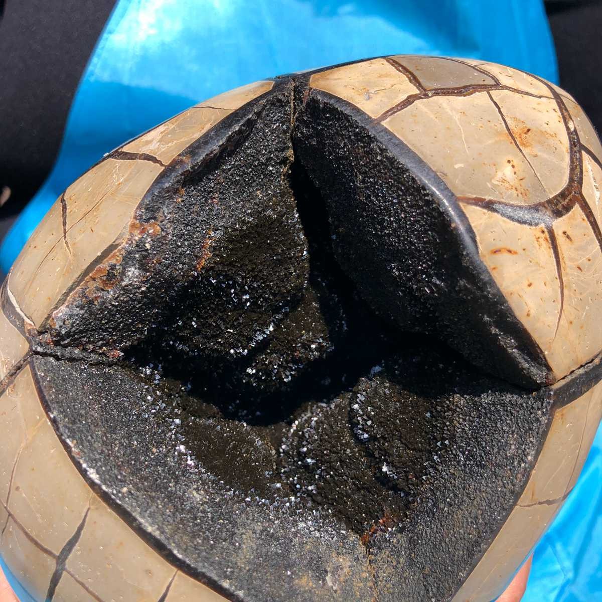 3500G Natural Turtle Back Stone Dragon Crystal Cave Crack Gem Healing 4344