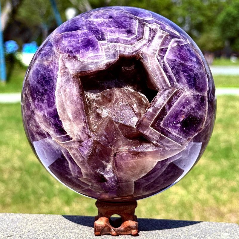 7.63LB Natural dreamy purple crystal ball – quartz crystal energy ball