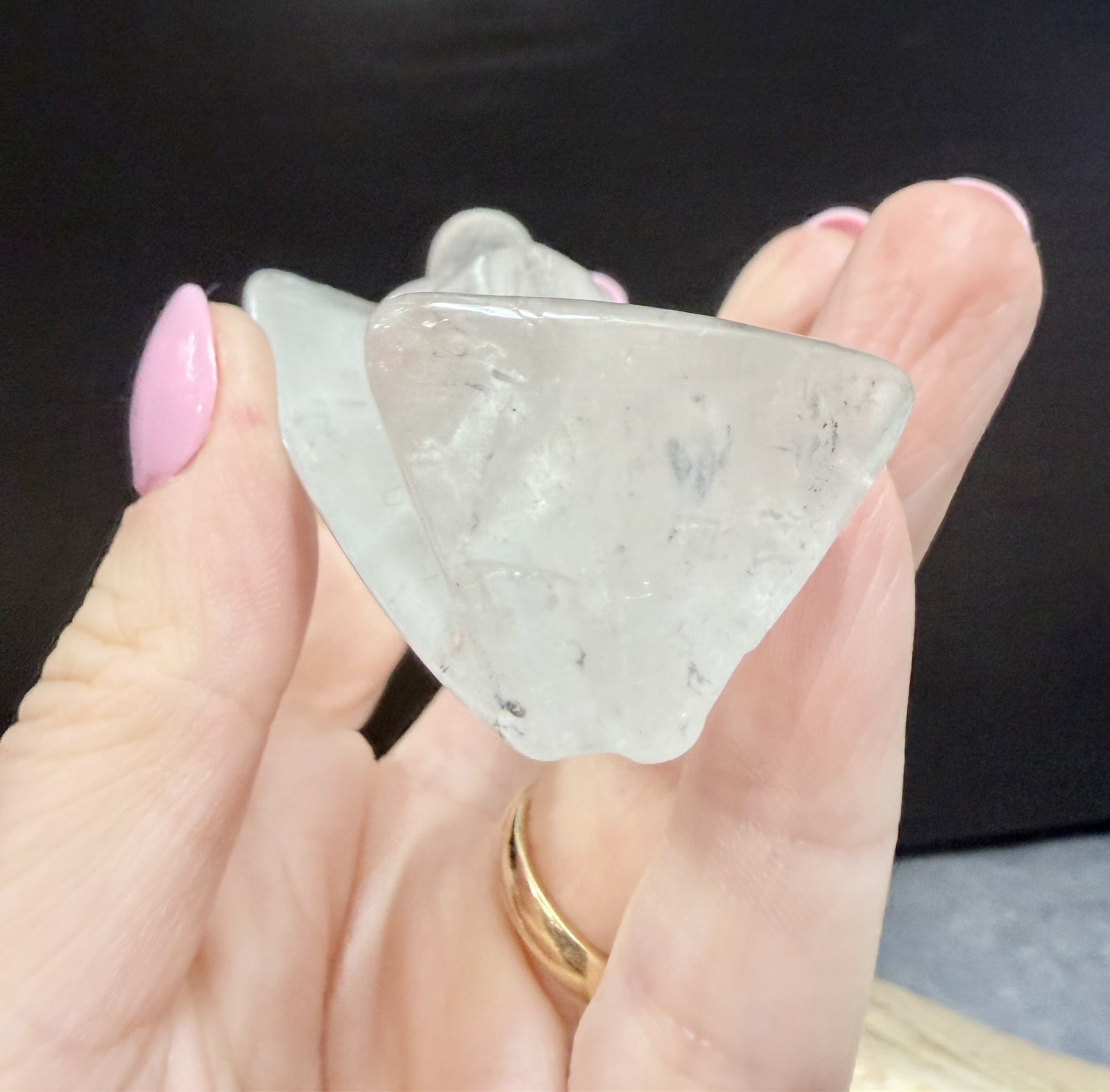 Crystal Clear Quartz Angel Simple Carving spiritual Heal display 7.8cm 116g