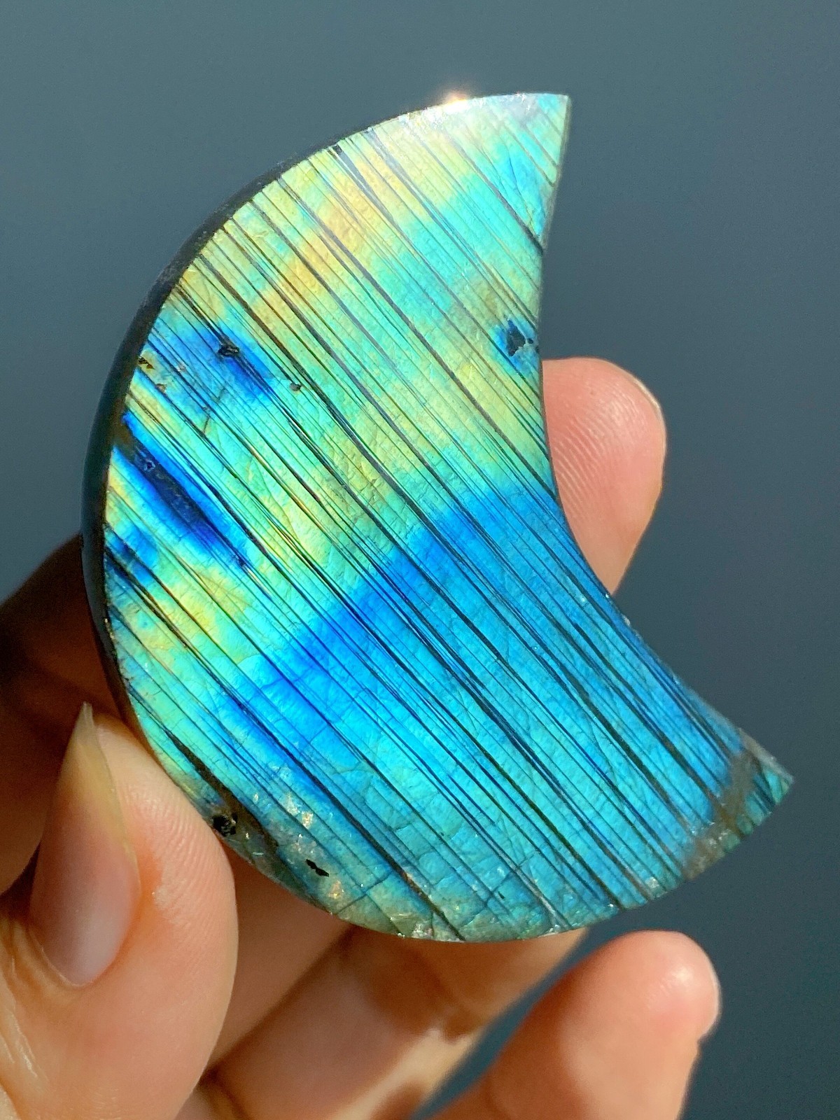 Madagascar Rainbow Flash Labradorite Moon Palm Stone Dual Schiller Crystal Decor