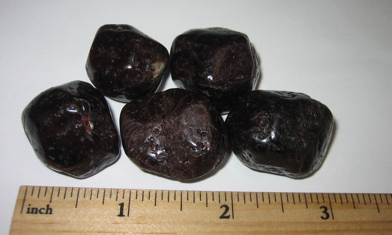 5 TUMBLED POLISHED .8″-1.1″ RED ‘STAR GARNET’ CRYSTALS FROM BRAZIL ~ 125grams *3