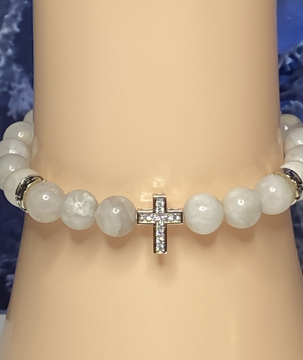 7.5″ Natural White Crazy Agate 8mm Bracelet With Silver Alloy Religious Crucifix