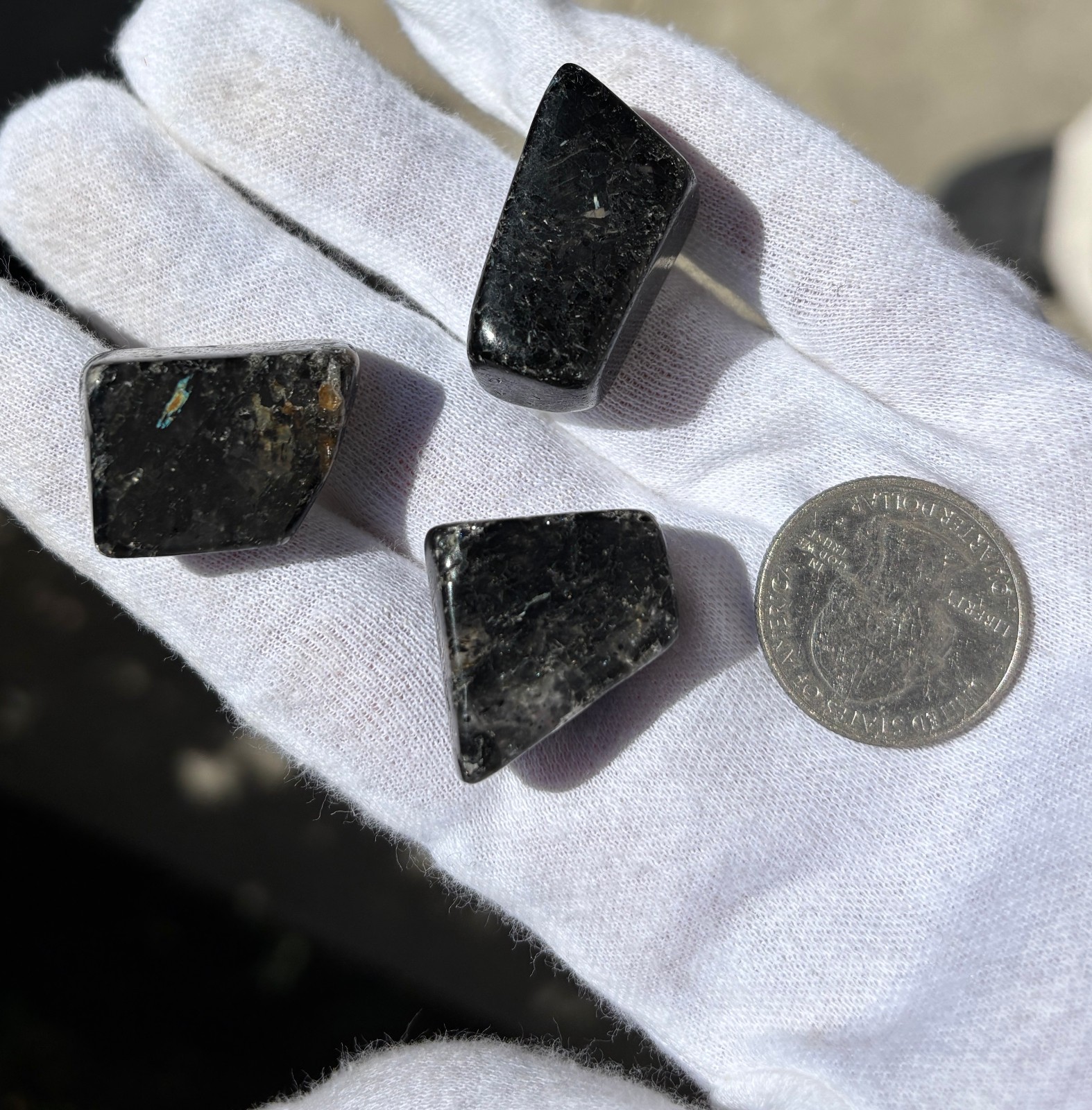 45g LOT 3 REAL NUUMITE/NUUMMITE/NUMMITE TUMBLES TUMBLE TUMBLED STONE STONES