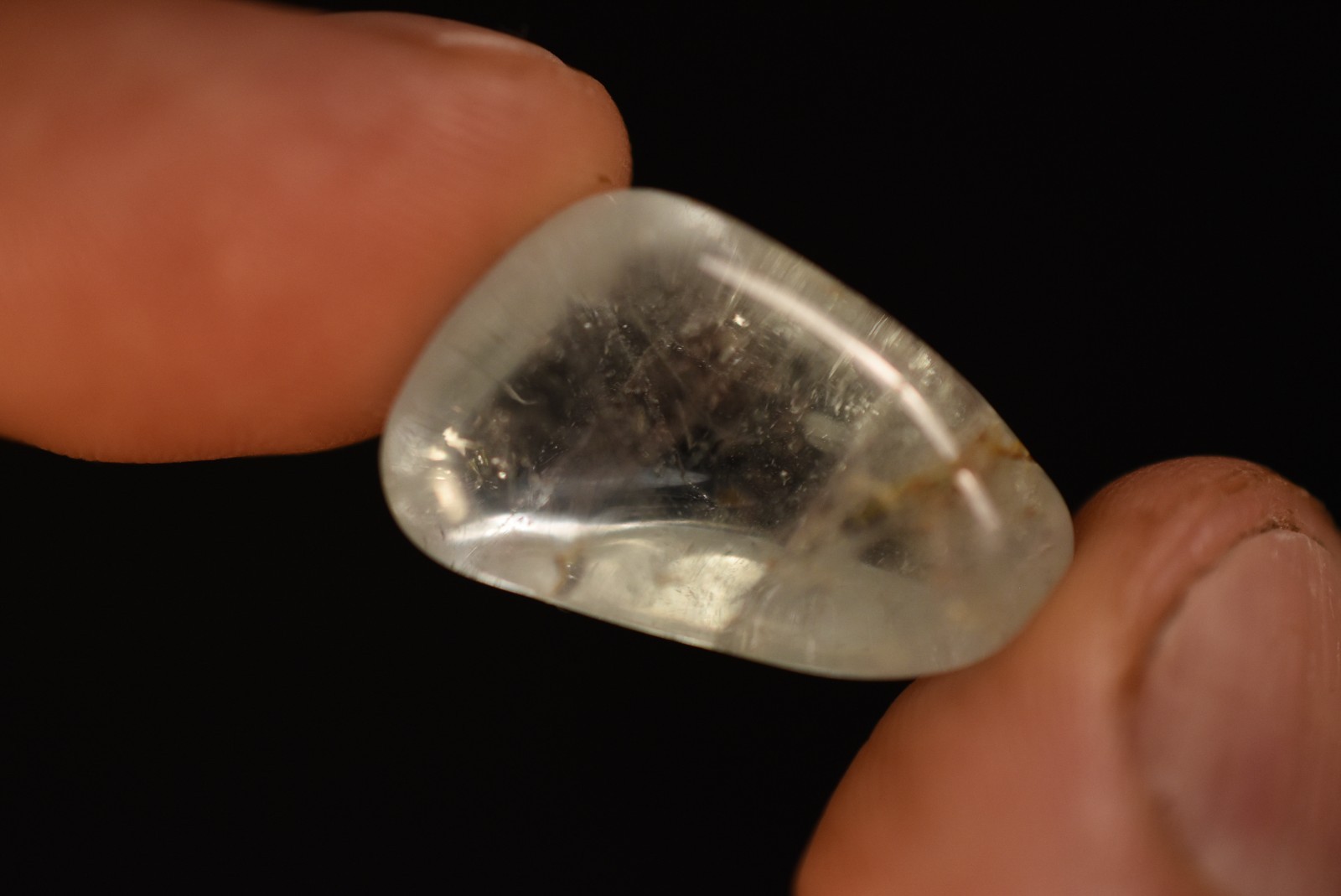 *BLUE TOPAZ* Tumbled Stone 2.4cm 7.8g Natural Clear Specimen