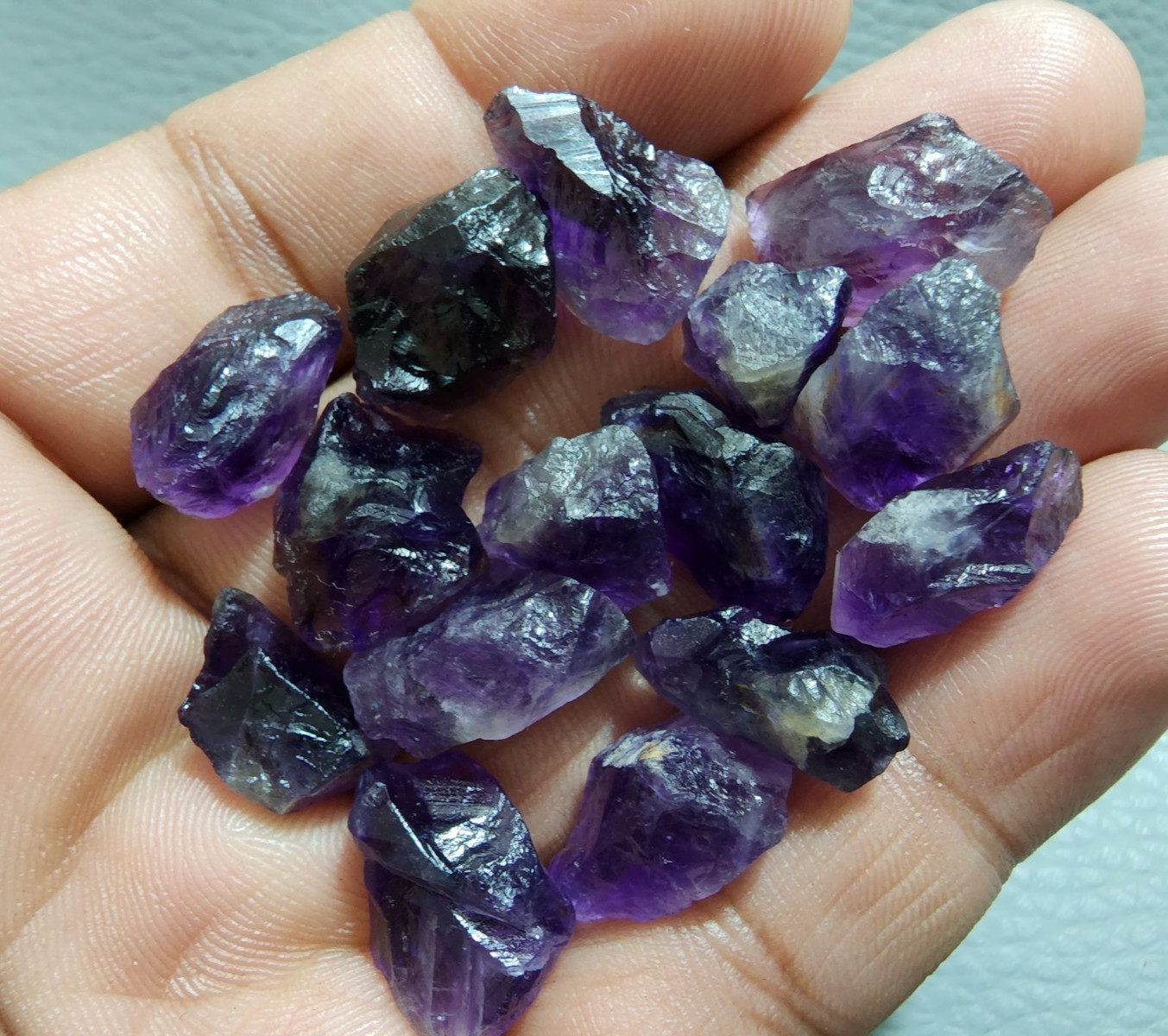 Beautiful 15 Pcs Purple Amethyst Rough Gemstone Crystal Rough Raw Size 11-17 MM