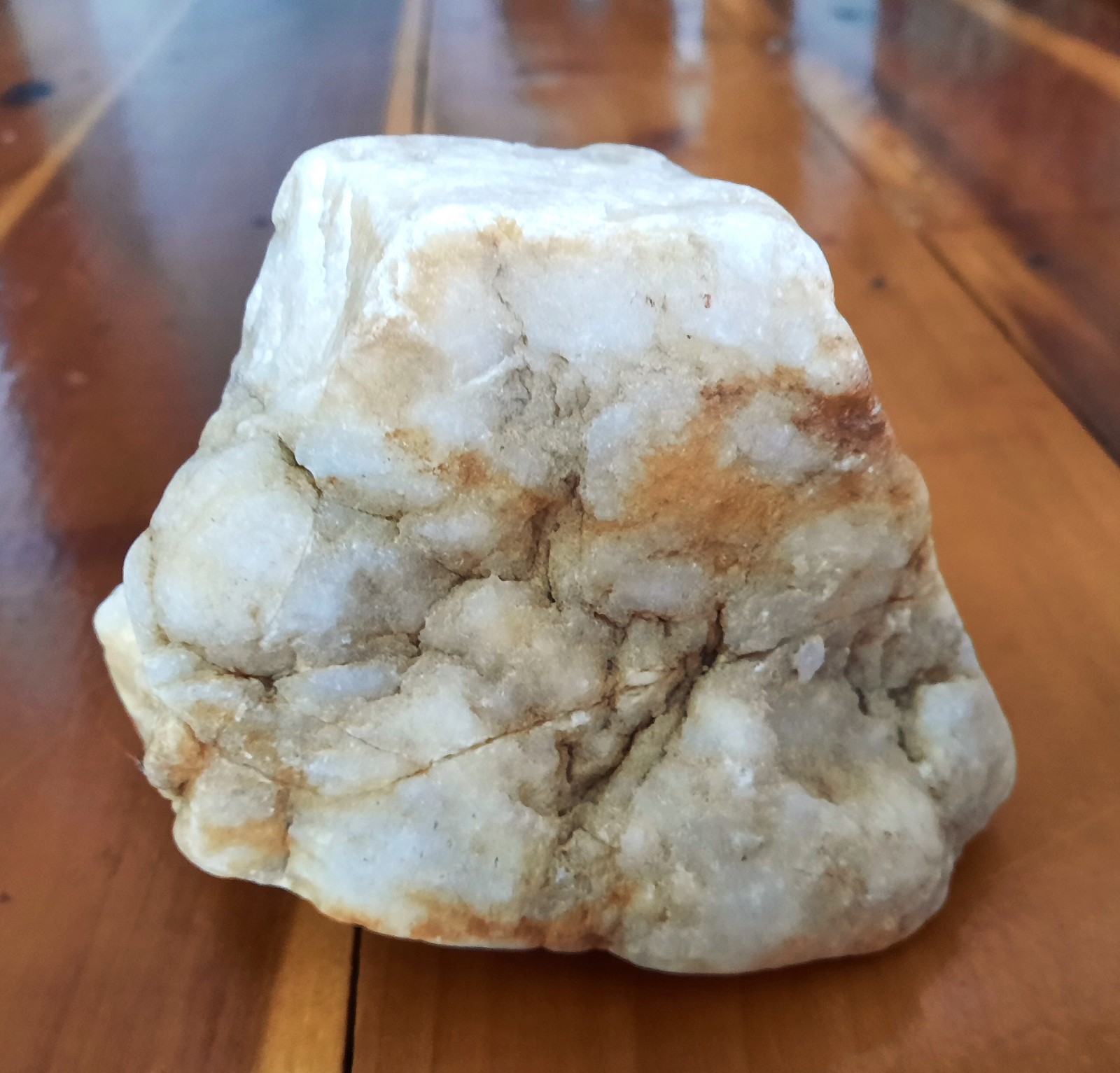 2 lb 10 oz Solid Quartz, Chalcedony Stone. 4.5X4X3.25″