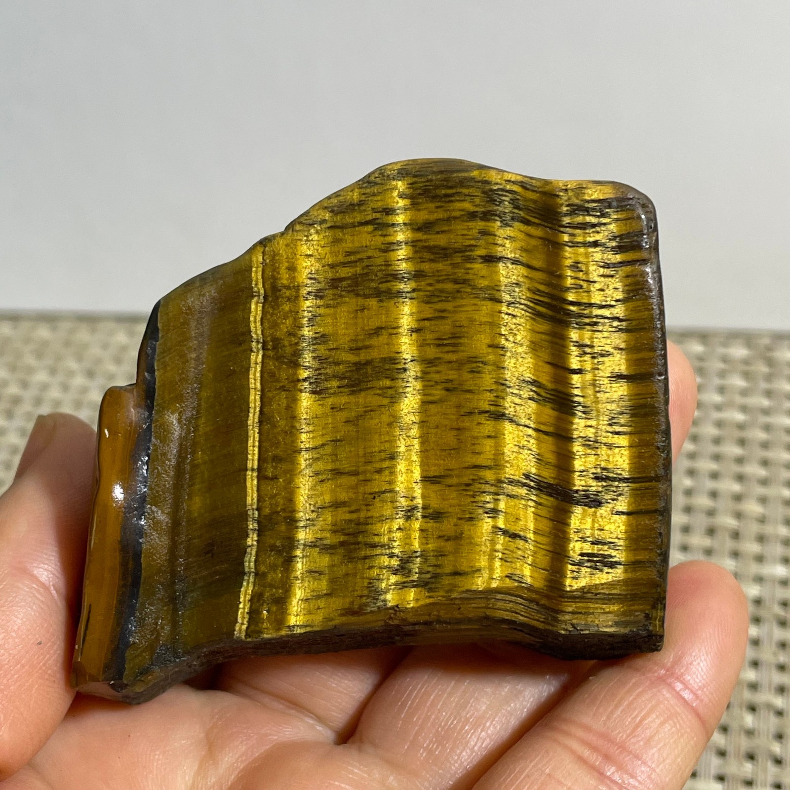 82g Natural tiger’s-eye Rough Raw Stone Rock Specimen Reiki healing