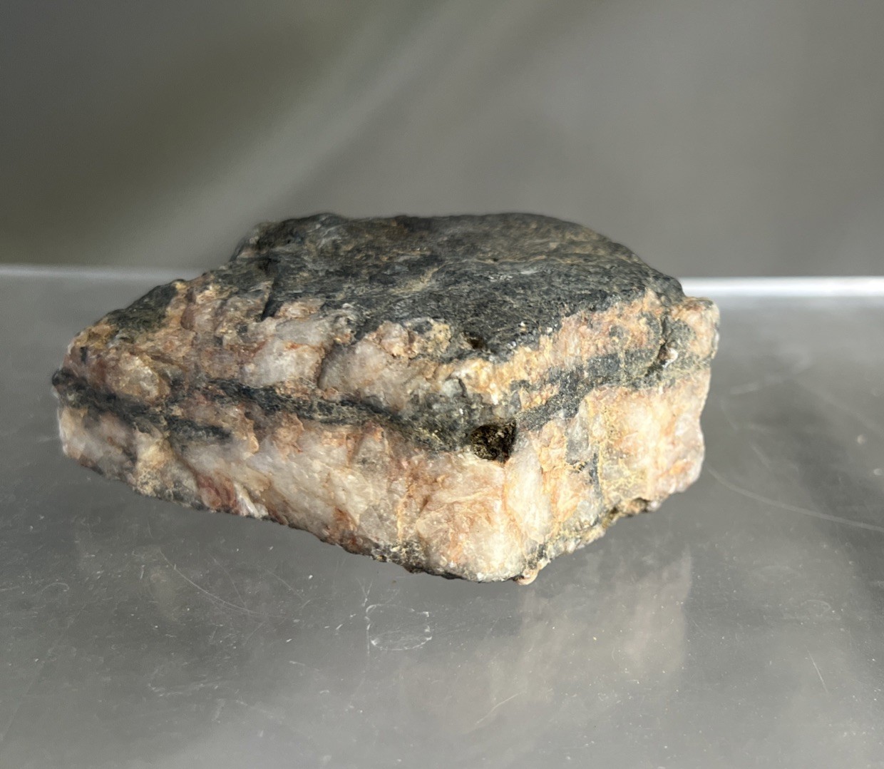 California 8 Oz Natural Rock Paperweight Layers Of Quartz And Black Red Pink