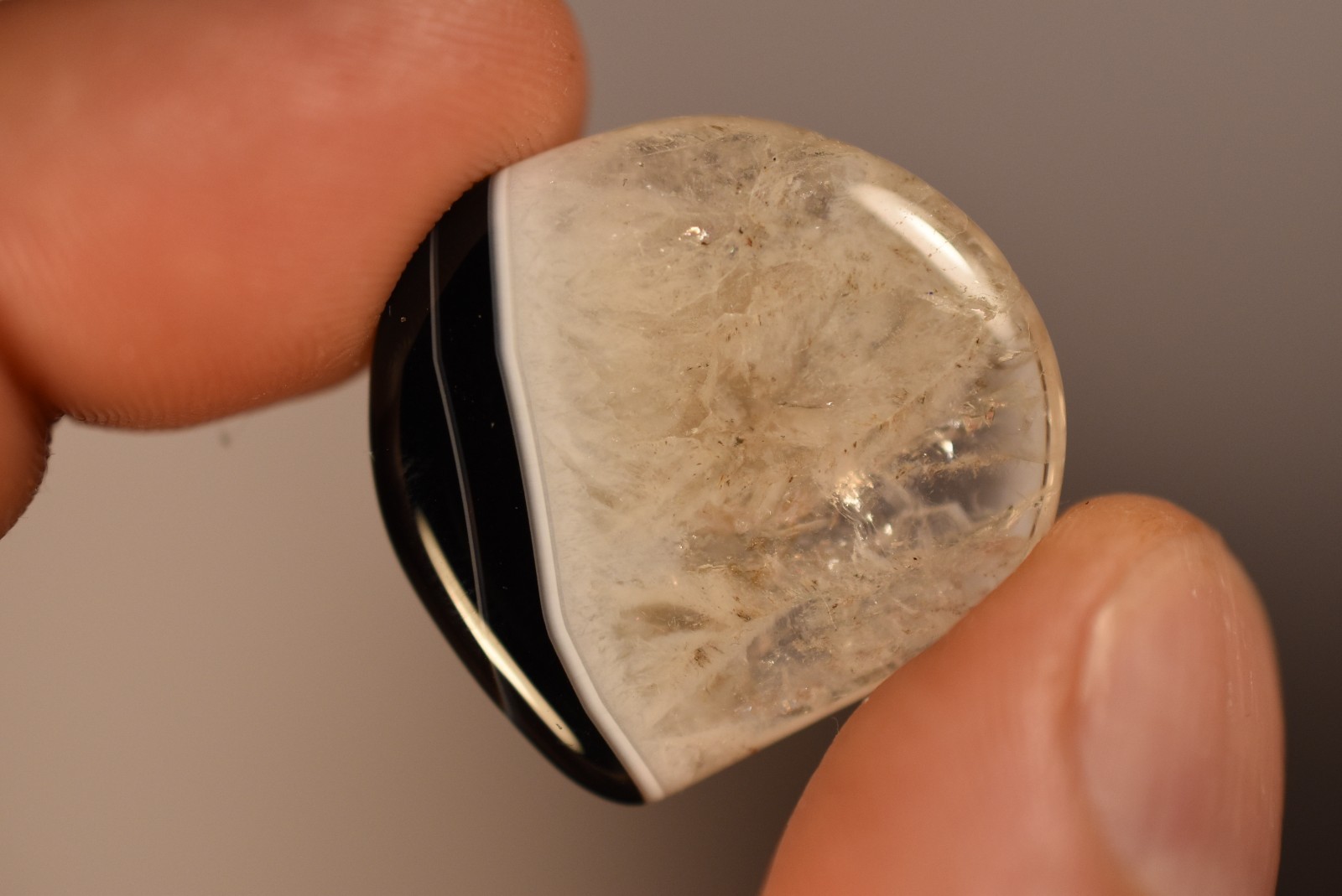 3 *BLACK AGATE* & Quartz Flat Stones 2-3cm 24.8g Natural Banded Worry Palm