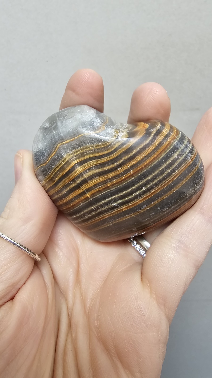 Pakistan Bumblebee Jasper crystal Heart Carving Palmstone 122g 6cm yellow