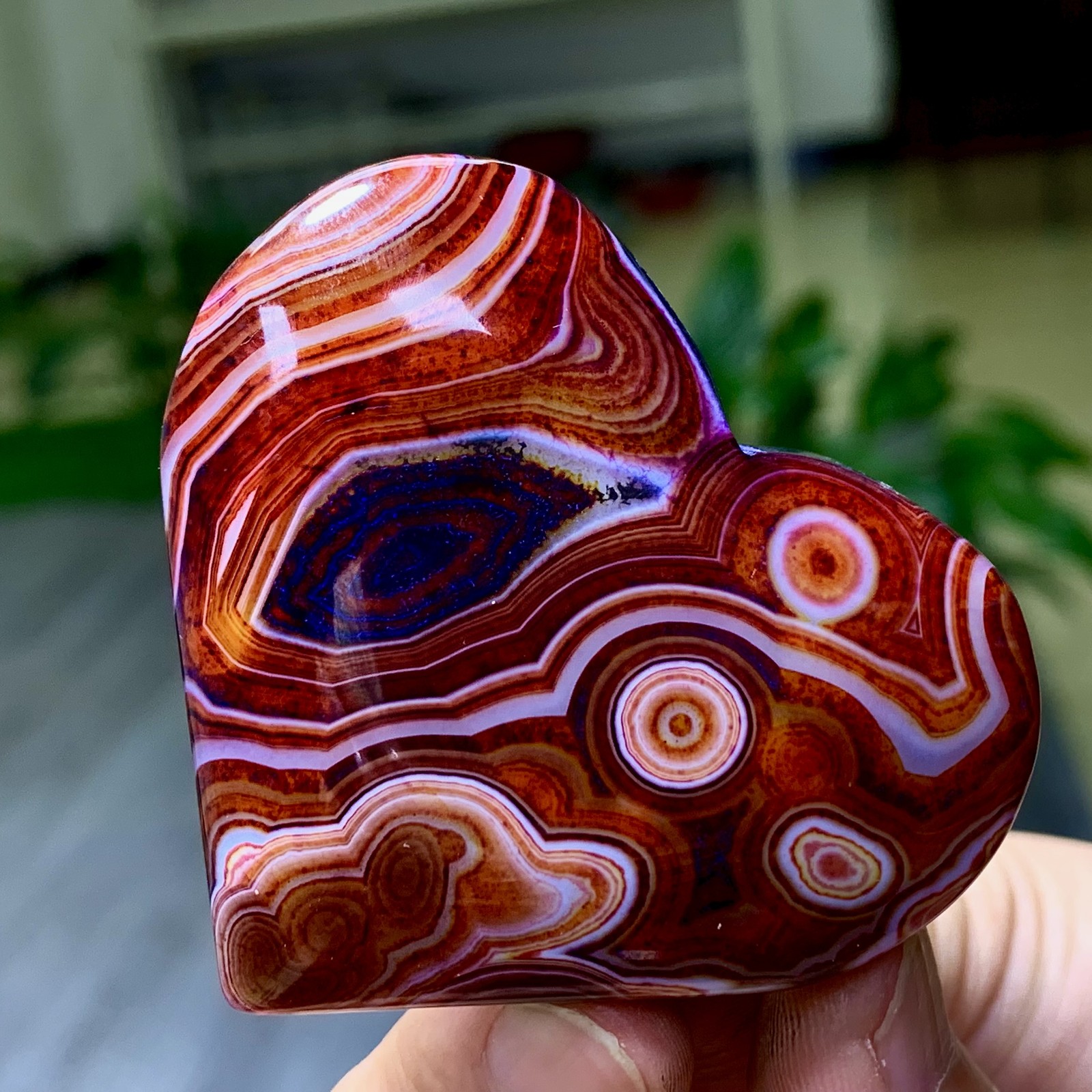79G Natural colored striped agate crystal mineral heart shape