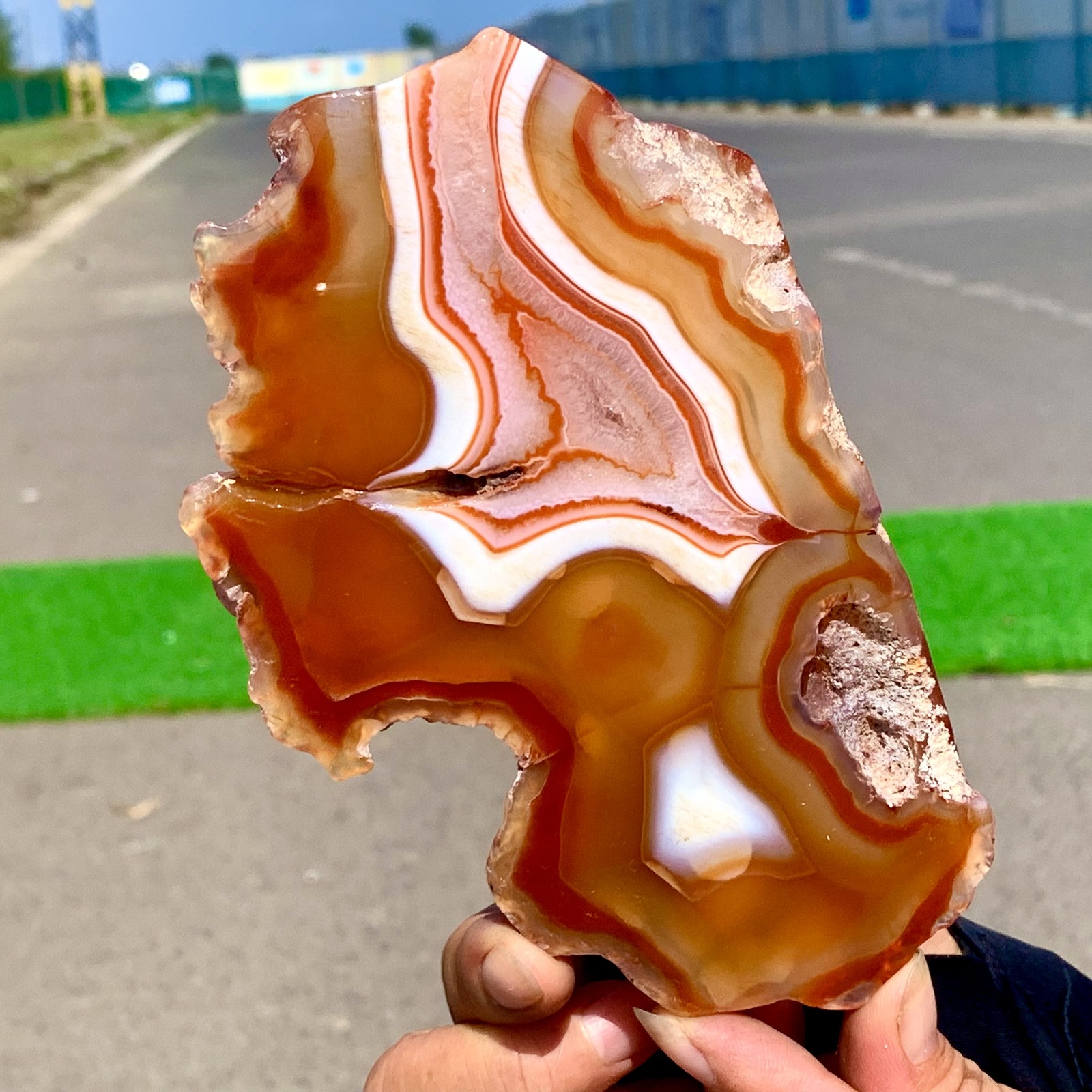 316G Natural Magnificent banded agate stone with beautiful colors /north Ankara