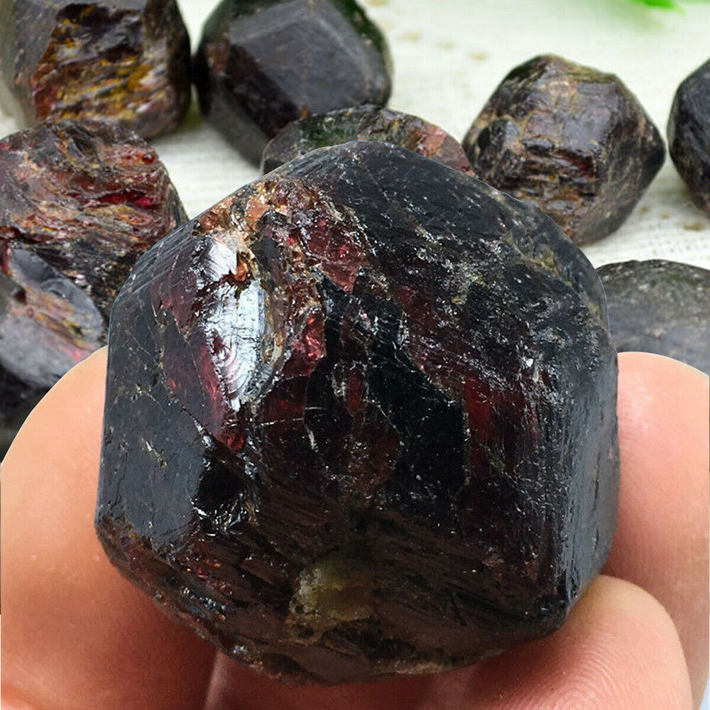 Wholesale Natural Rare RED Pyrope Garnet Crystal Mineral Gemstone Rough 3-4cm