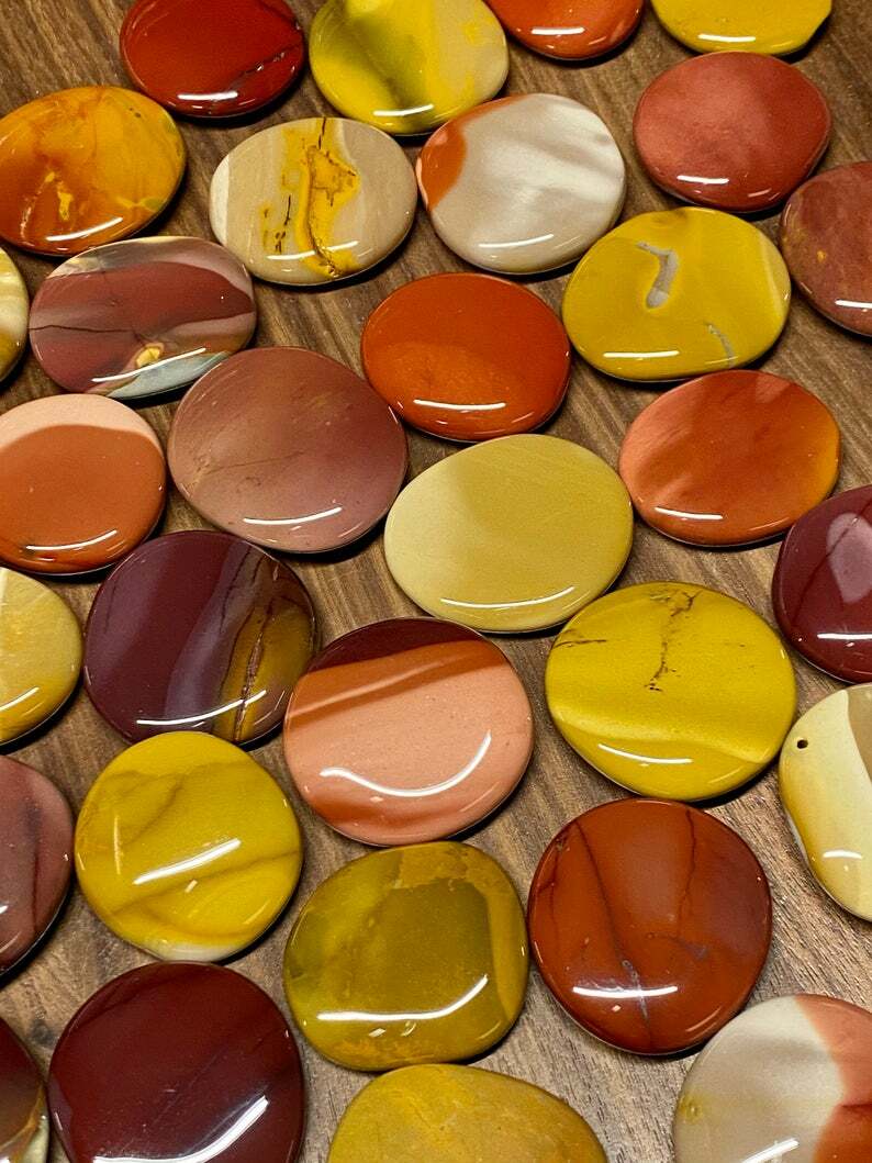 Natural Mookaite Jasper Palm Stone Rock Crystal Healing Reiki Polished Worry Sto