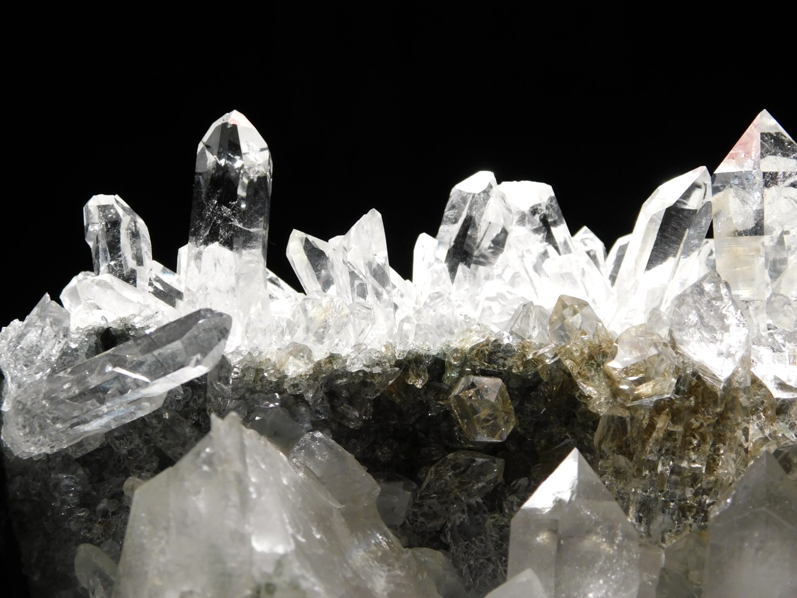 wOw Larger Very! Translucent AAA HIMALAYAN Quartz Crystal Cluster 808gr