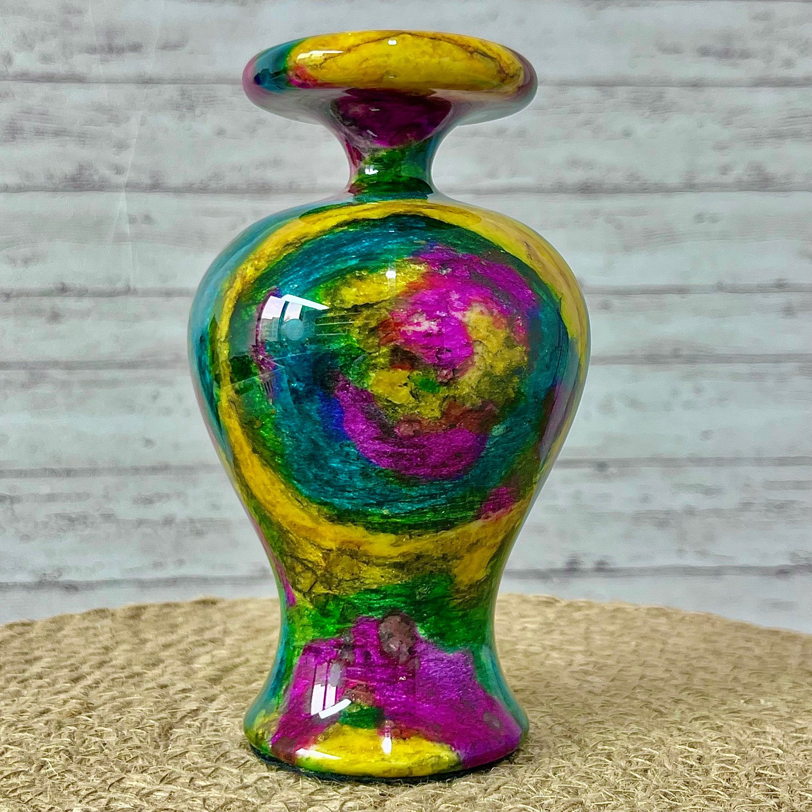 Small Neck Polychrome Jade Vase Single Stem Flower Arrangement Ornament 870 g