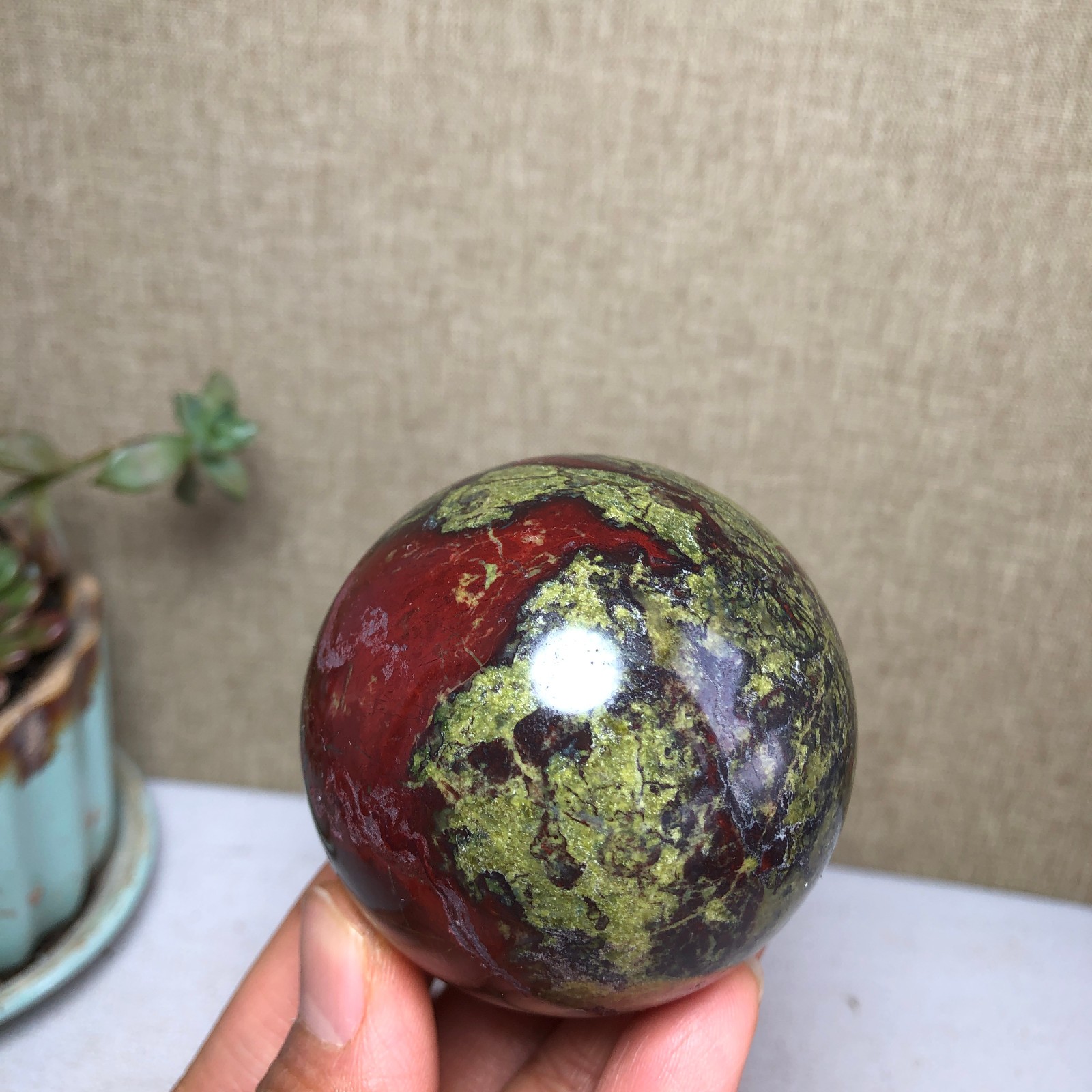 57mm Natural Dragon blood stone quartz crystal sphere ball healing 310g A4043