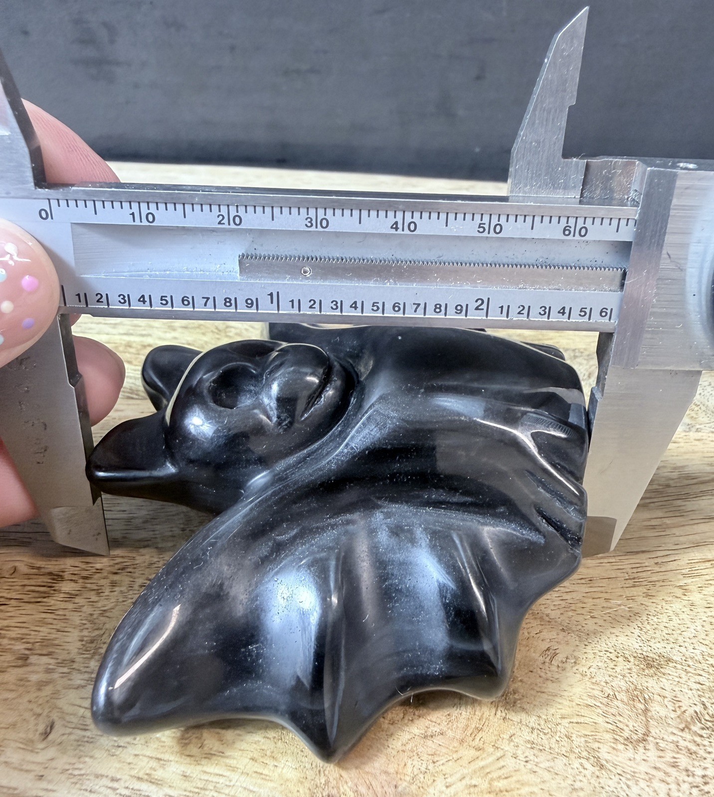 Crystal Silver Sheen Obsidan Bat carving Spiritual Witch Altar collect meditate