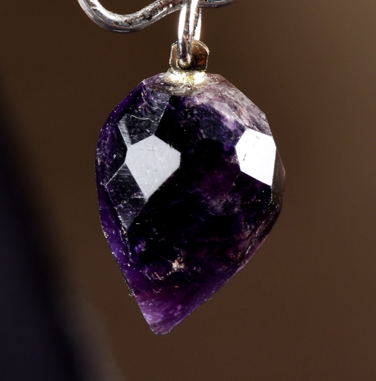 dark amethyst pendant supporting healthy sleep cycle reflects negativity# 8269