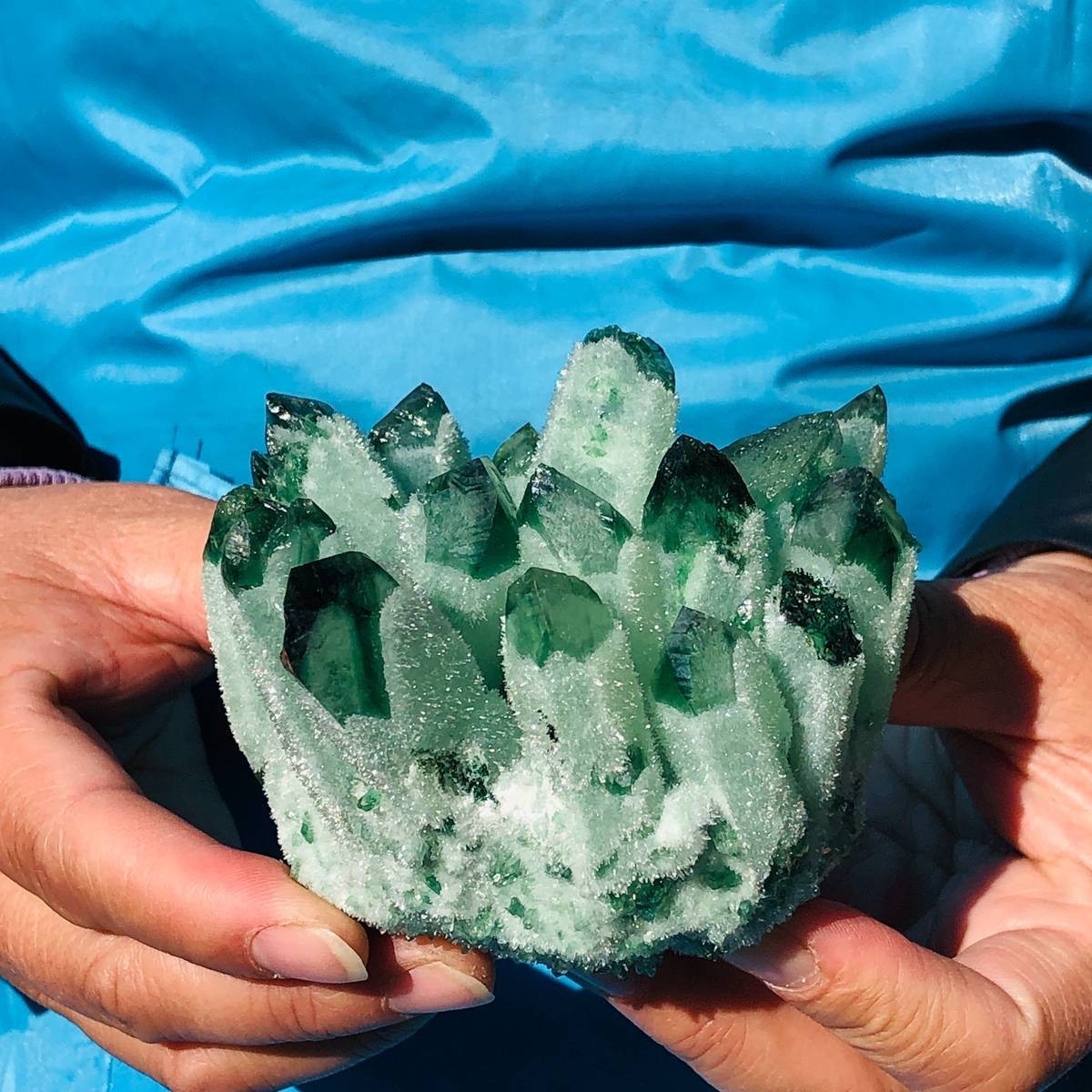 4 piece Lab-Grown Green Crystal Clusters Healing Energy Home Decor 4LB