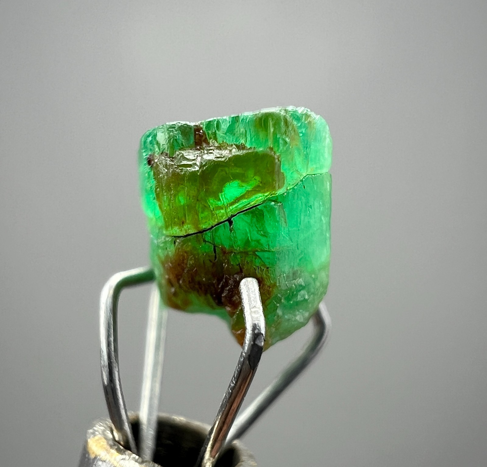 Panjshir Emerald Rough Lot Afghanistan | Untreated Green Emerald Crystals_135 Ct
