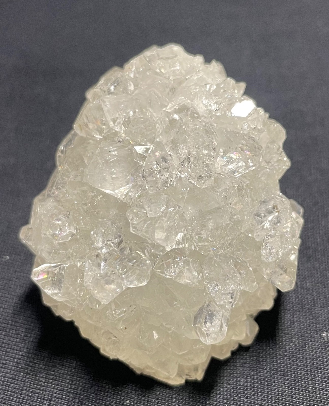 Apophyllite cluster w/ cluster stunning spiceman lot 2 pieces 98 gr 6×5.5×2.5 cm