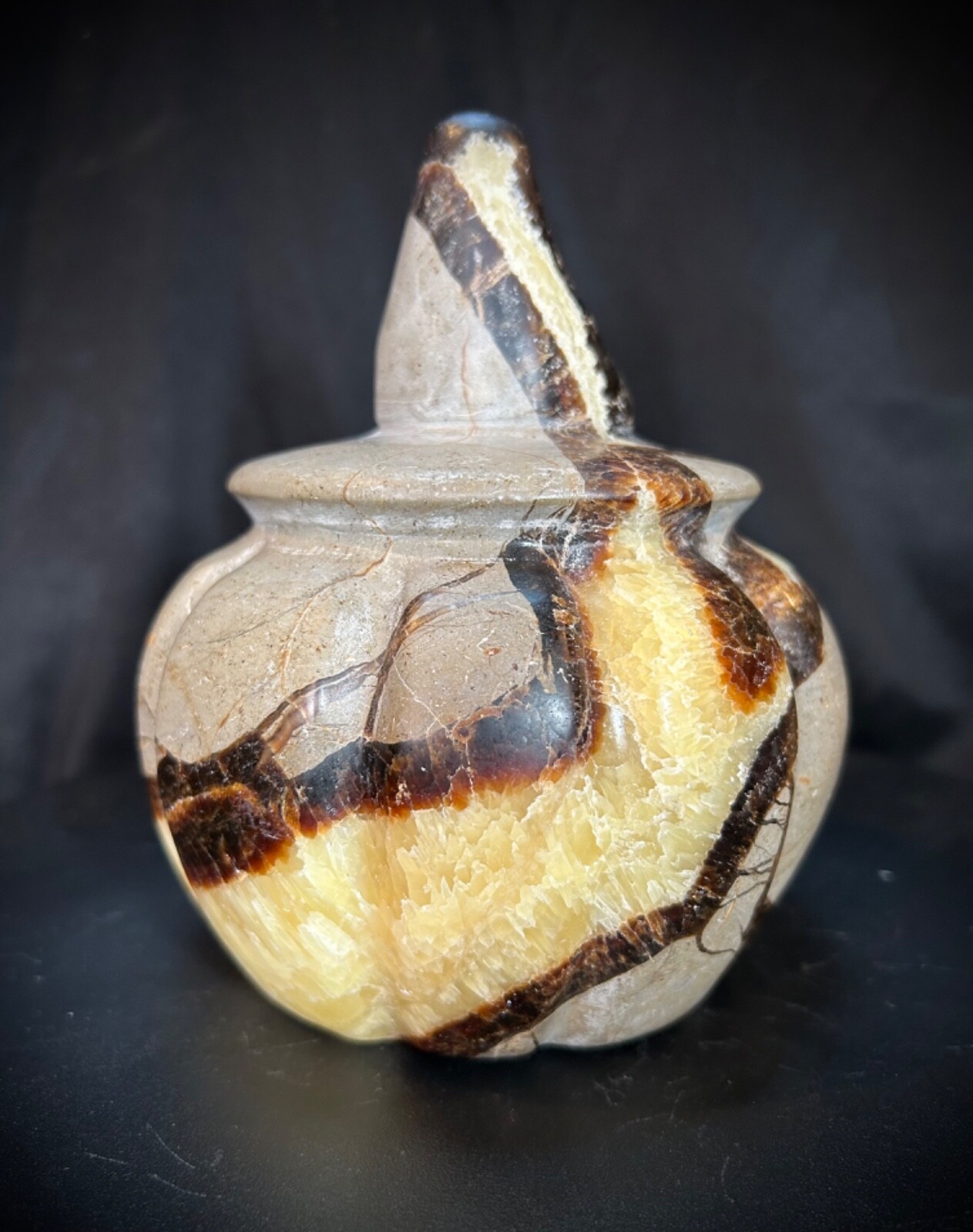 6″ Septarian “Good Witch” Jack-o-lantern 5lb 8.4oz UV REACTIVE(See Video)
