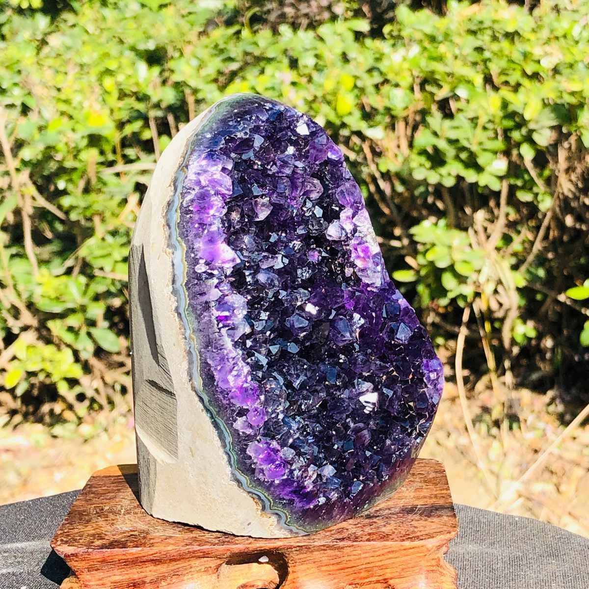 2piece Natural Crystal Amethyst Geode Wealth Attraction Collection 1.12+1.15kg