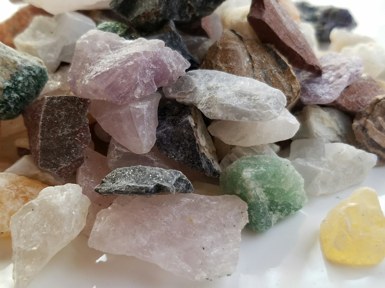 1 Pound Small Crafters Collection Rough Mix Gem Crystals Natural Jewelry Making